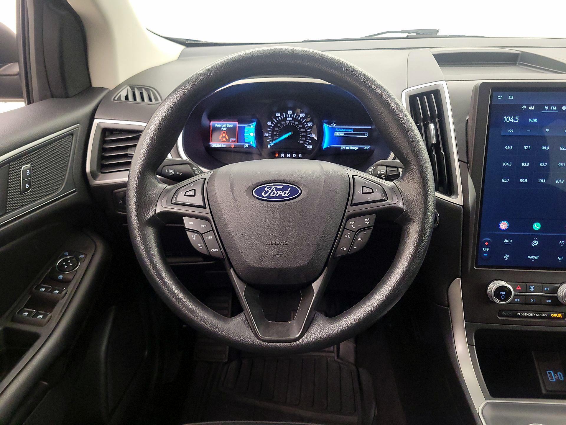 Thumbnail: 2021 Ford Edge - 10