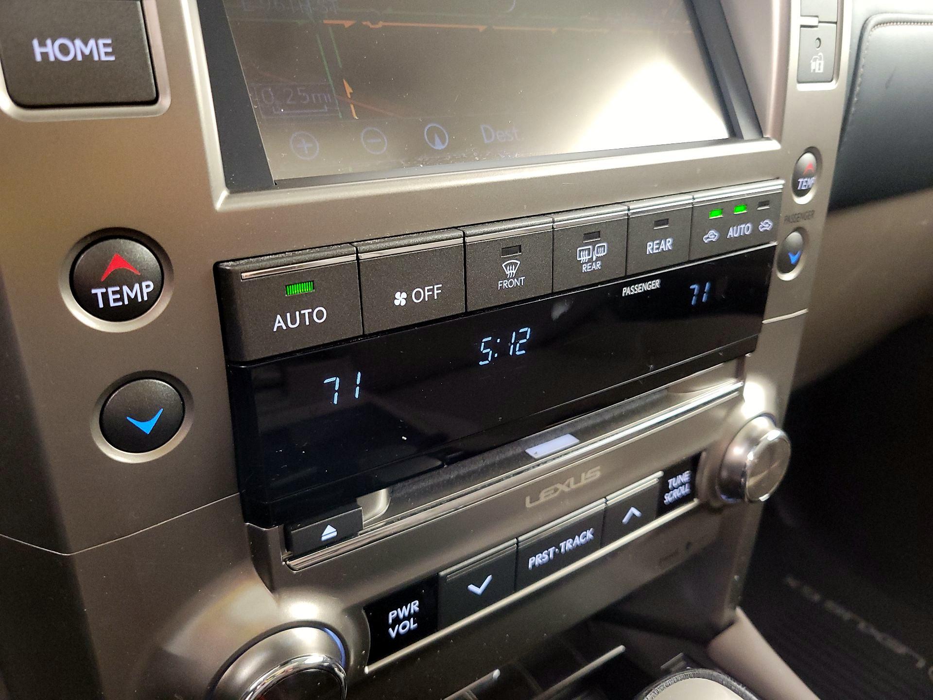 Thumbnail: 2020 Lexus GX - 17