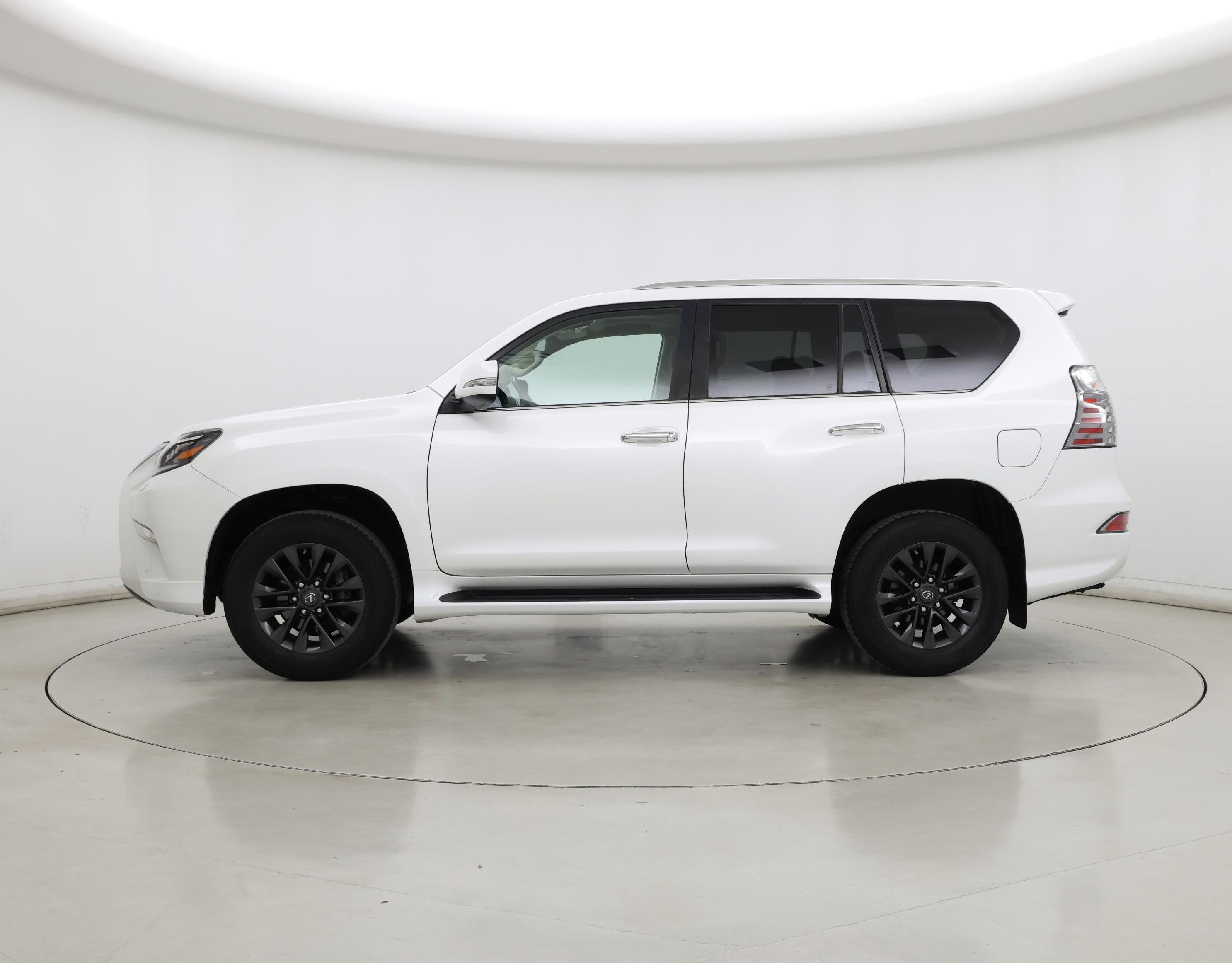 Thumbnail: 2020 Lexus GX - 3