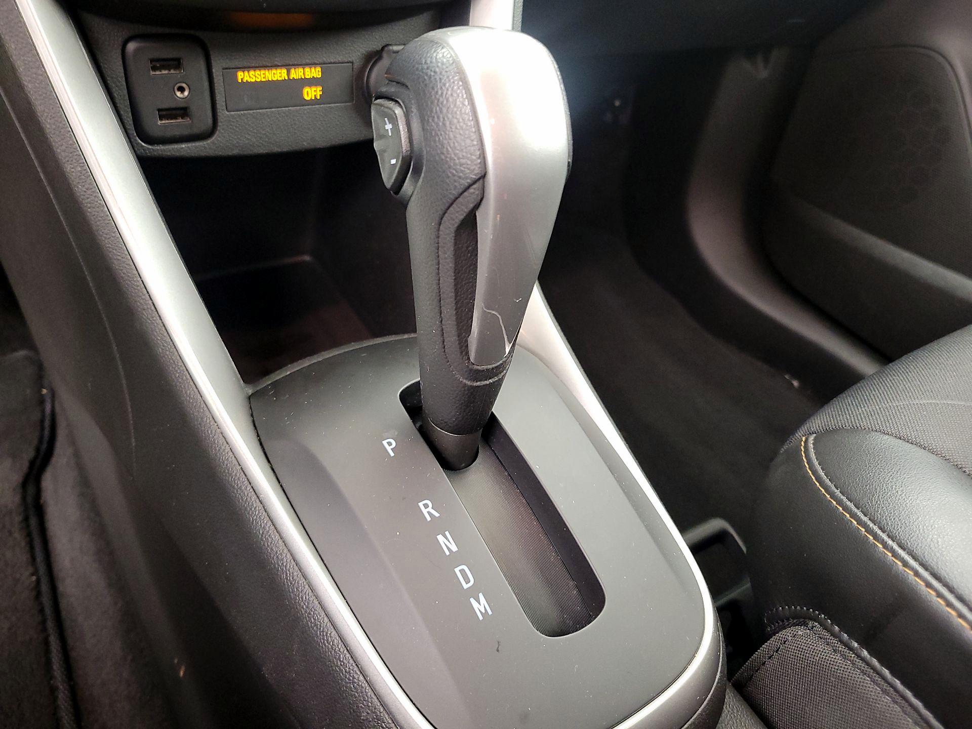 Thumbnail: 2019 Chevrolet Trax - 17