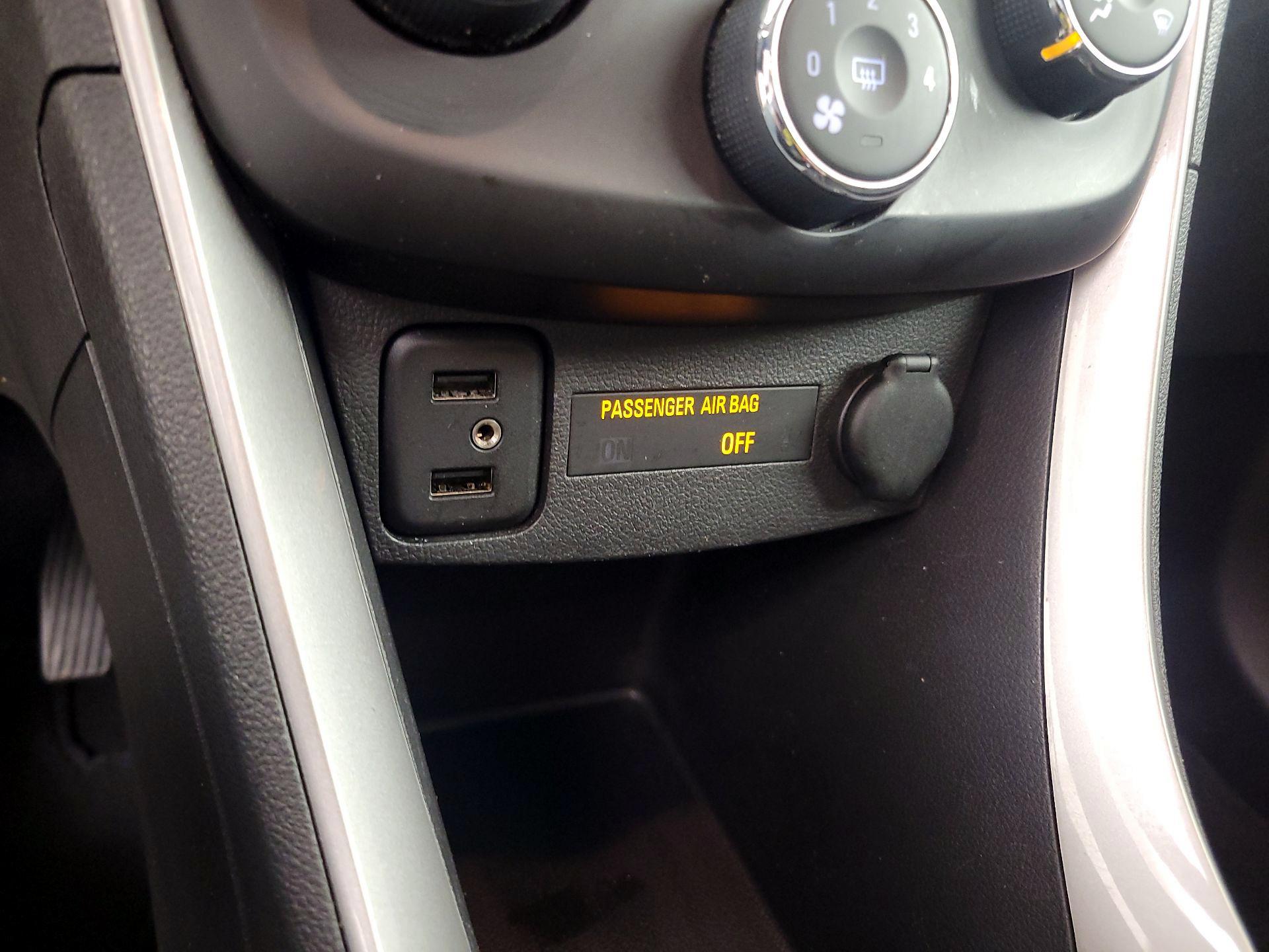 Thumbnail: 2019 Chevrolet Trax - 18