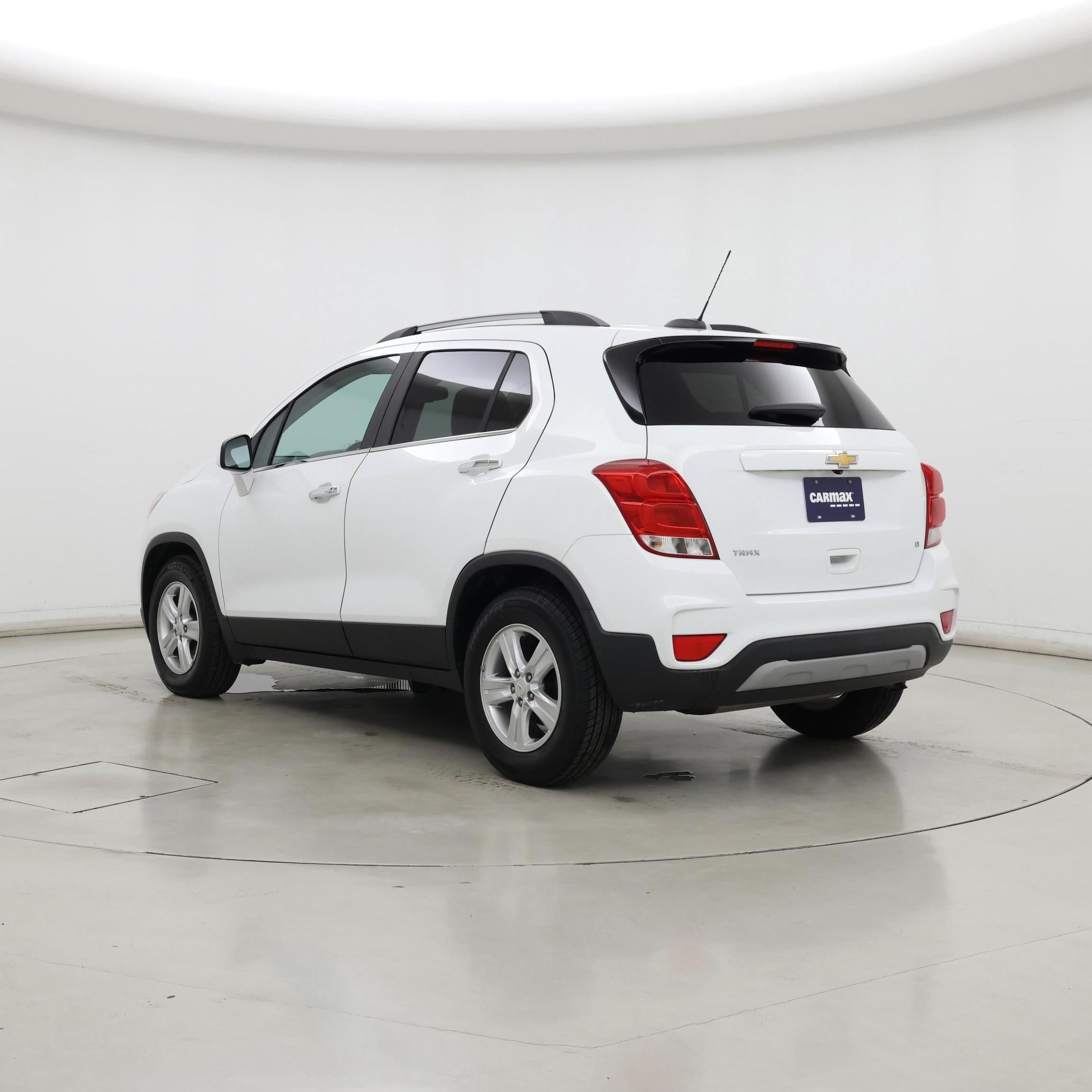 Thumbnail: 2019 Chevrolet Trax - 2