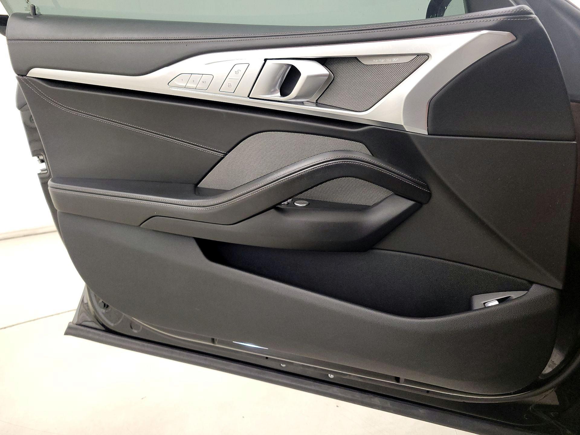 Thumbnail: 2021 BMW 8 Series - 12