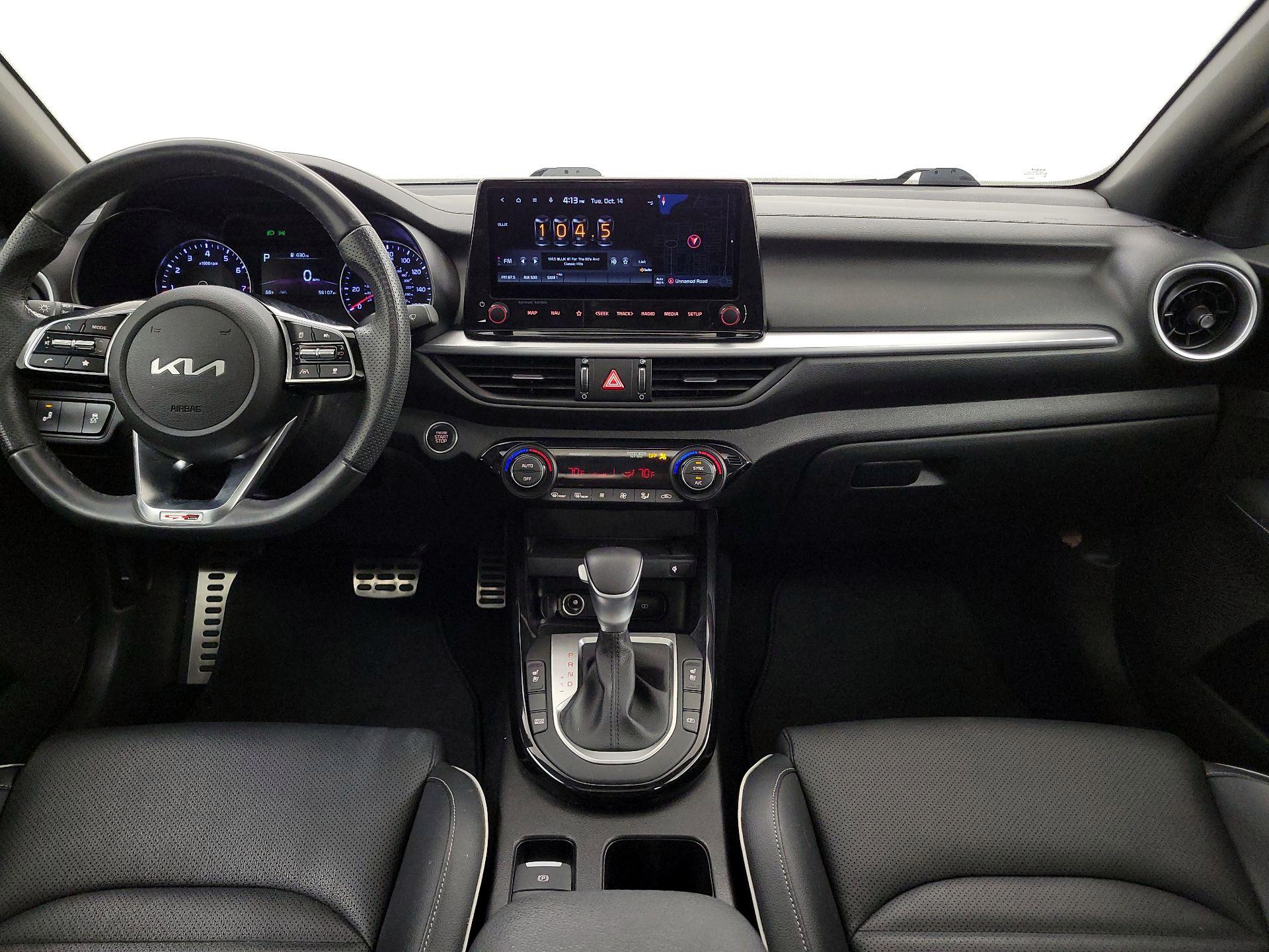 Thumbnail: 2022 Kia Forte - 9