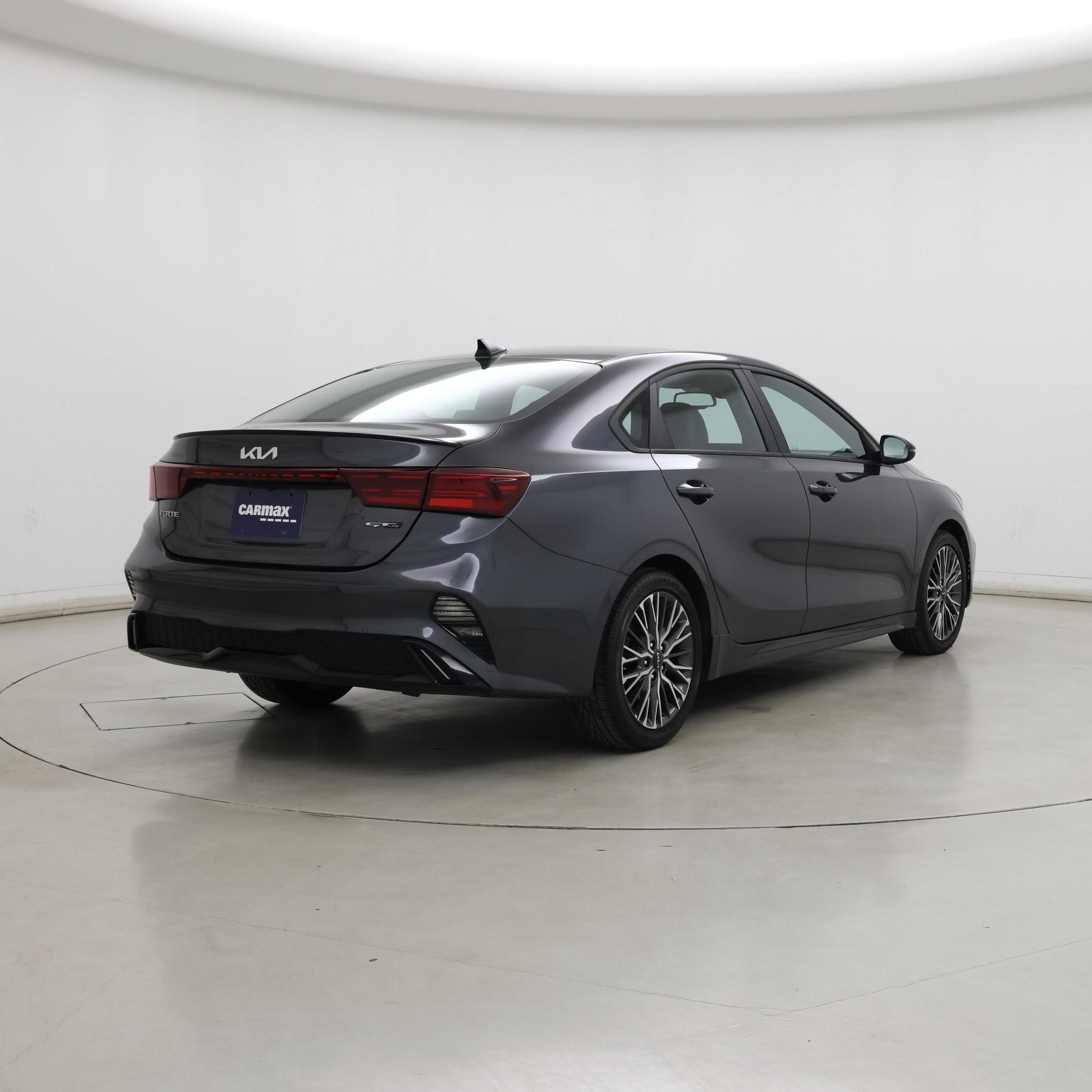 Thumbnail: 2022 Kia Forte - 8