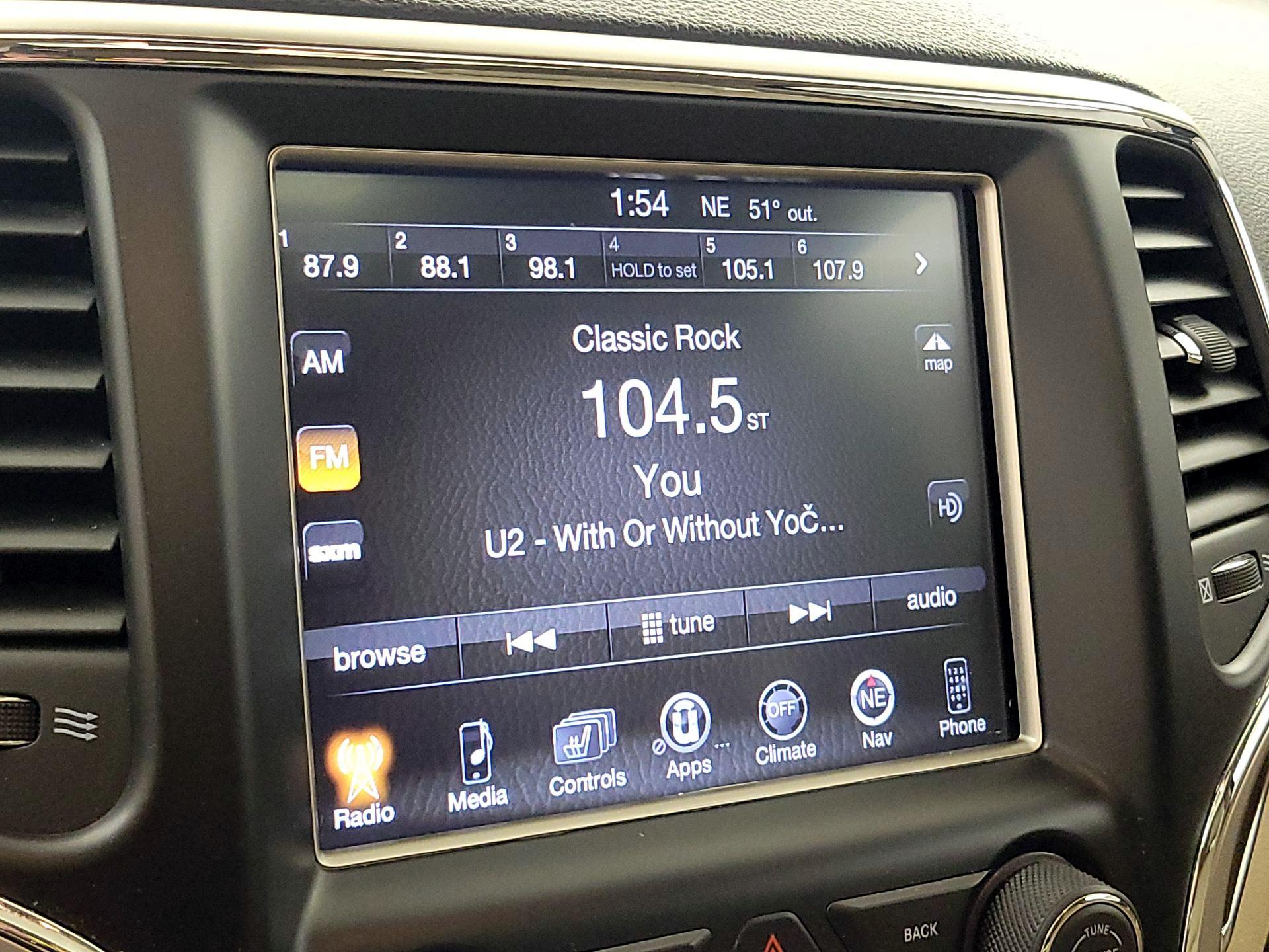 Thumbnail: 2014 Jeep Grand Cherokee - 16