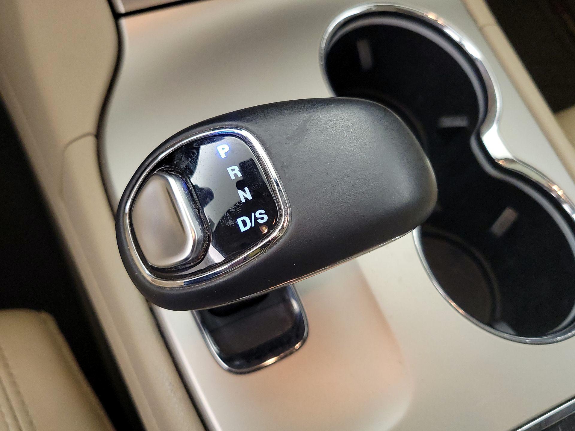 Thumbnail: 2014 Jeep Grand Cherokee - 18