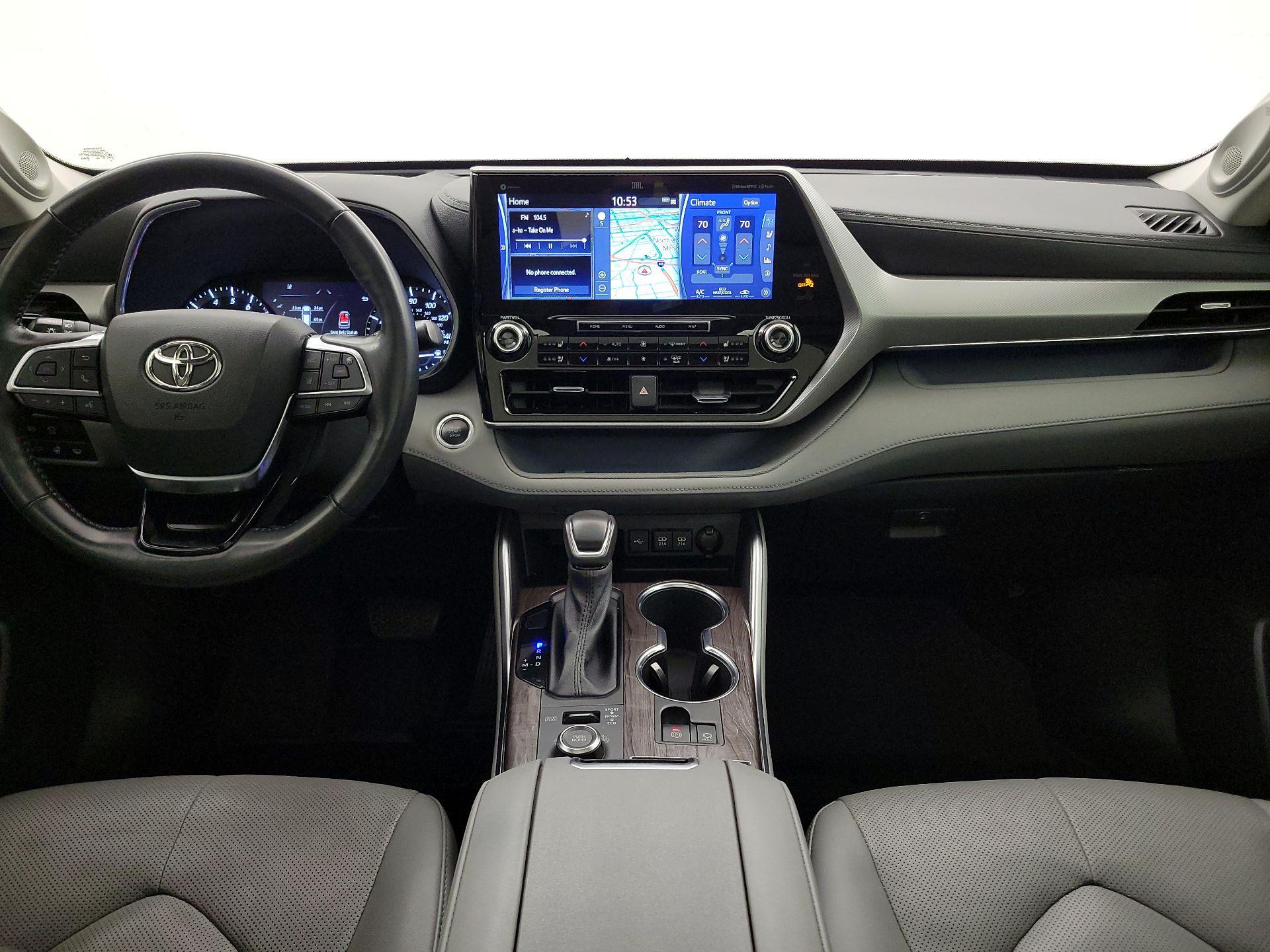Thumbnail: 2021 Toyota Highlander - 9