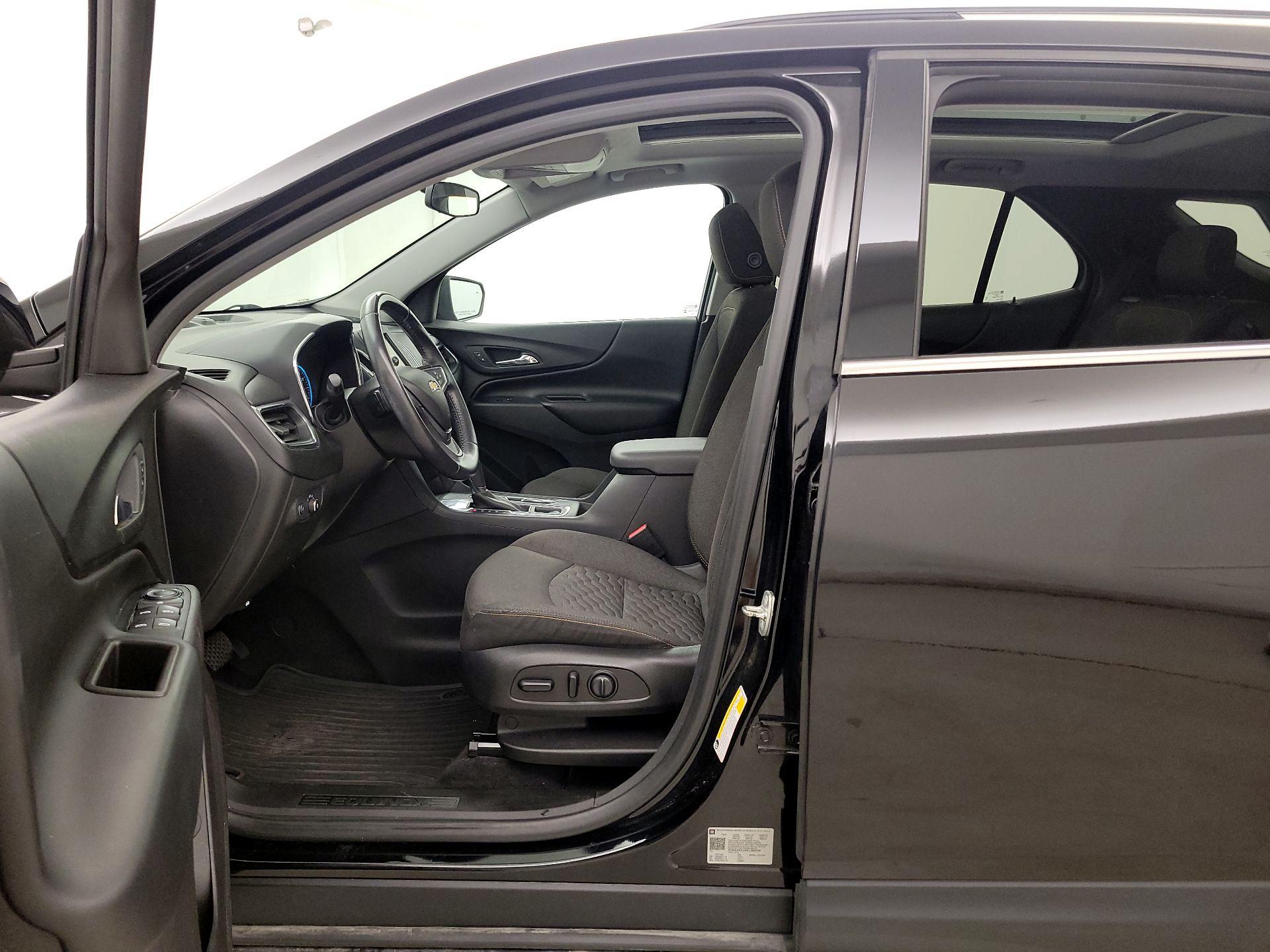 Thumbnail: 2019 Chevrolet Equinox - 11