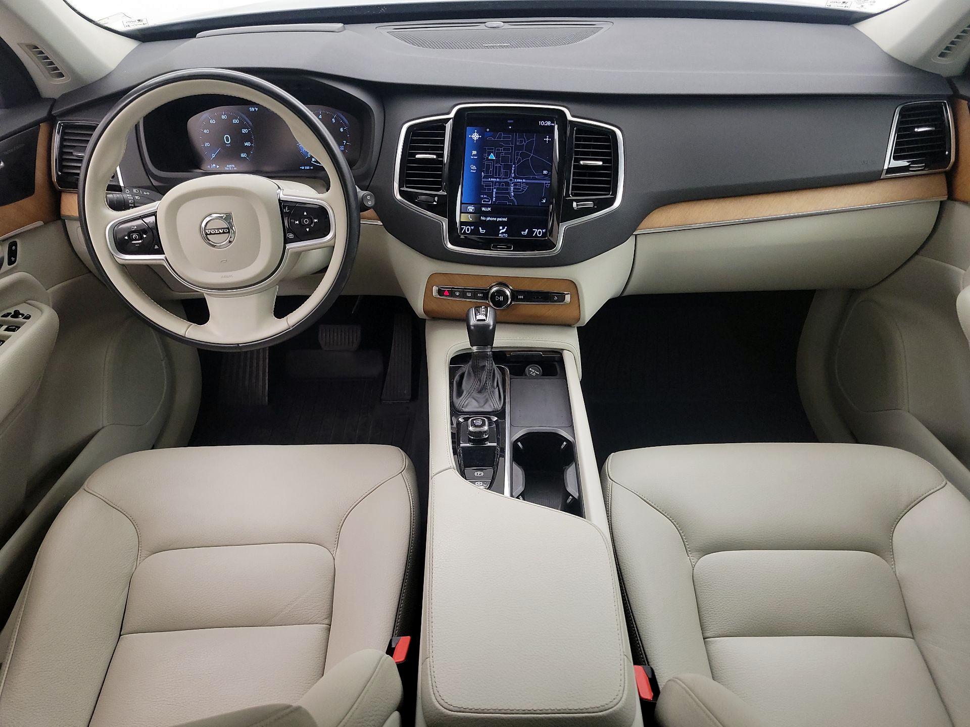 Thumbnail: 2022 Volvo XC90 - 9