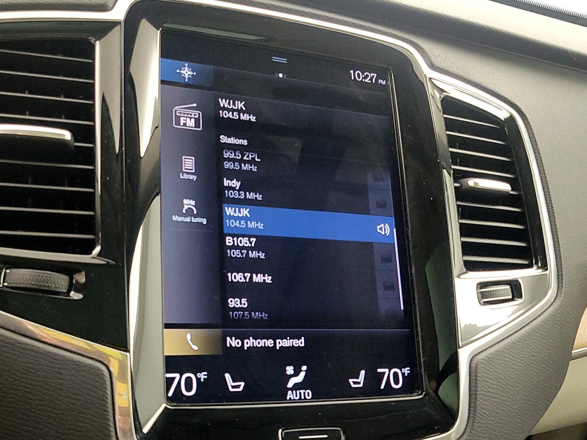 Thumbnail: 2022 Volvo XC90 - 16