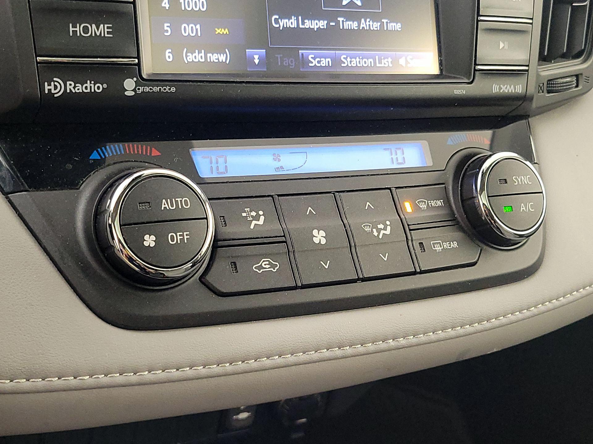 Thumbnail: 2018 Toyota RAV4 - 16