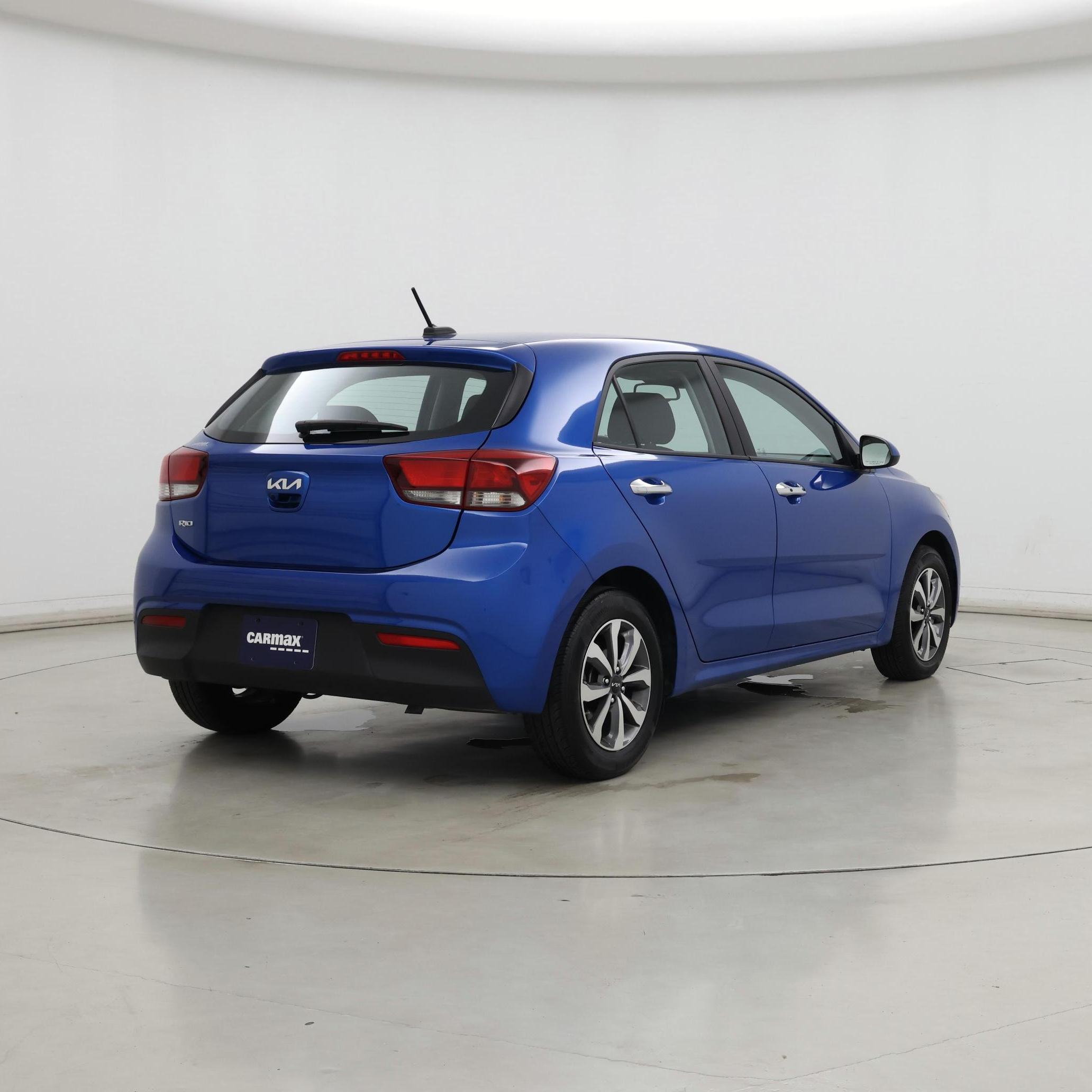 Thumbnail: 2023 Kia Rio - 8