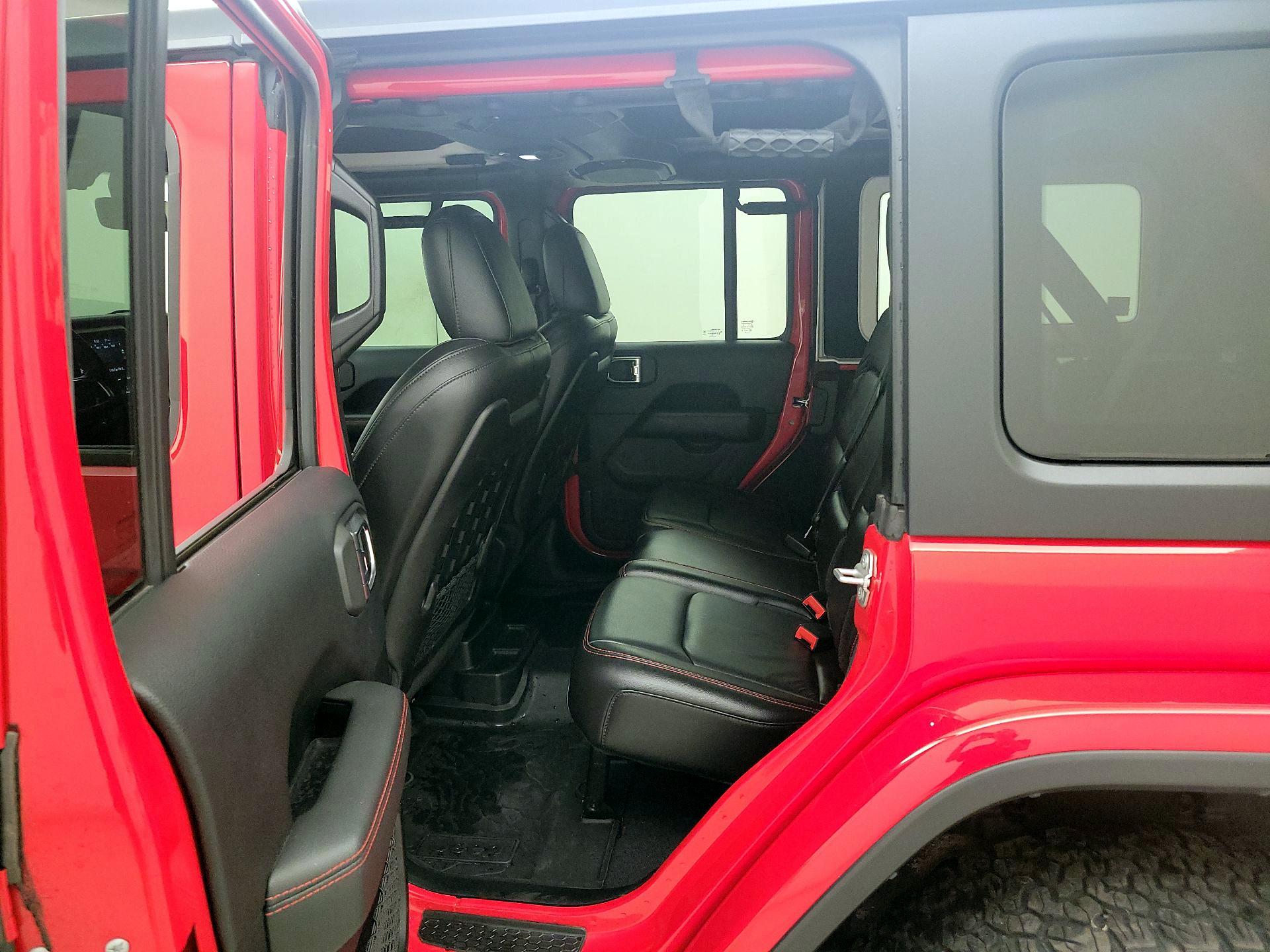 Thumbnail: 2018 Jeep Wrangler - 20