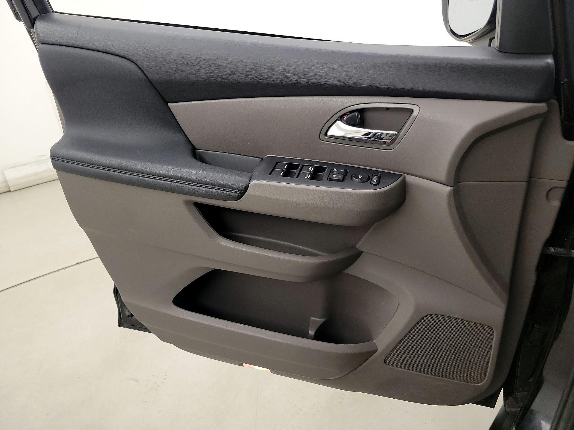Thumbnail: 2016 Honda Odyssey - 12
