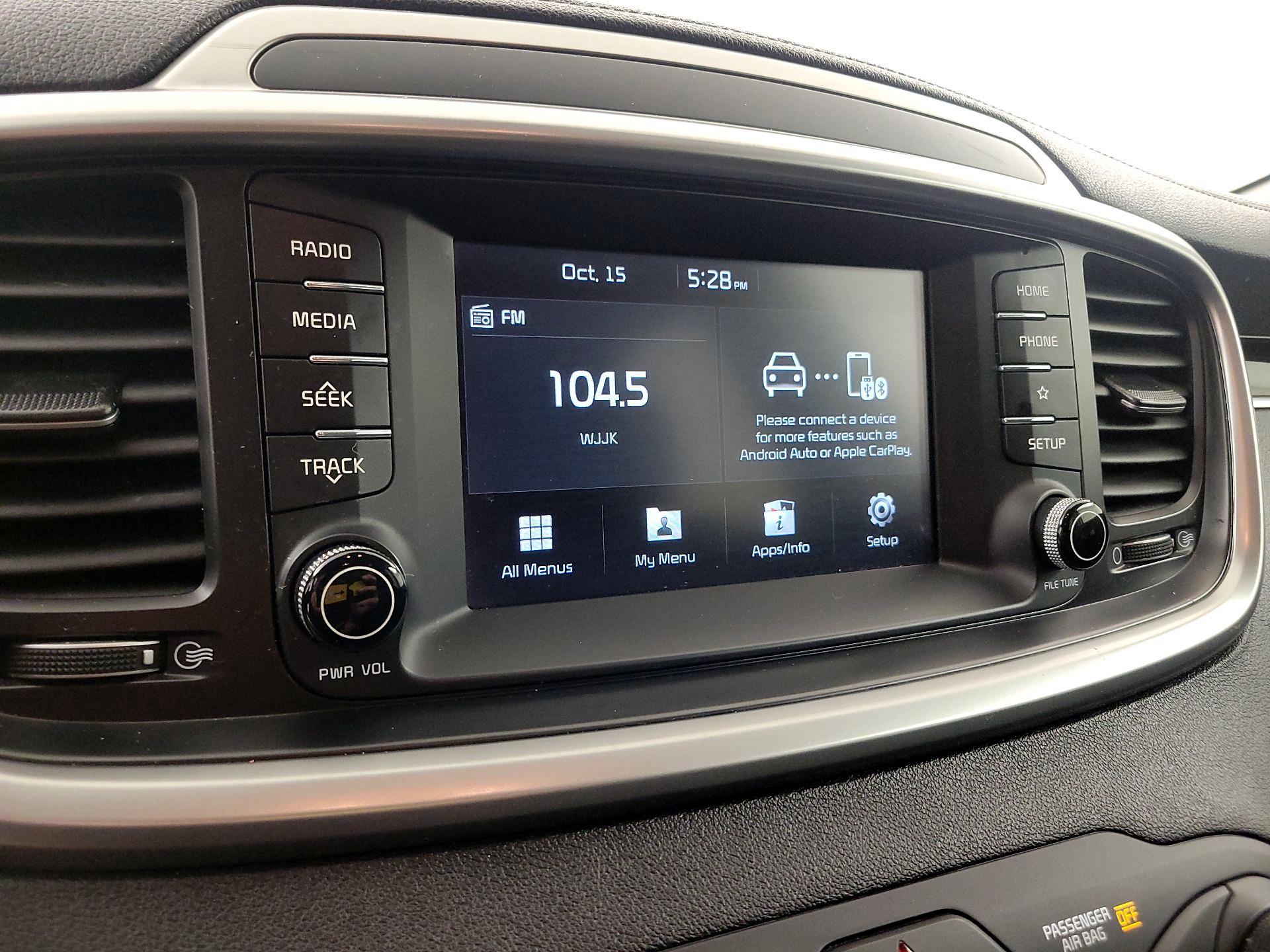 Thumbnail: 2019 Kia Sorento - 15