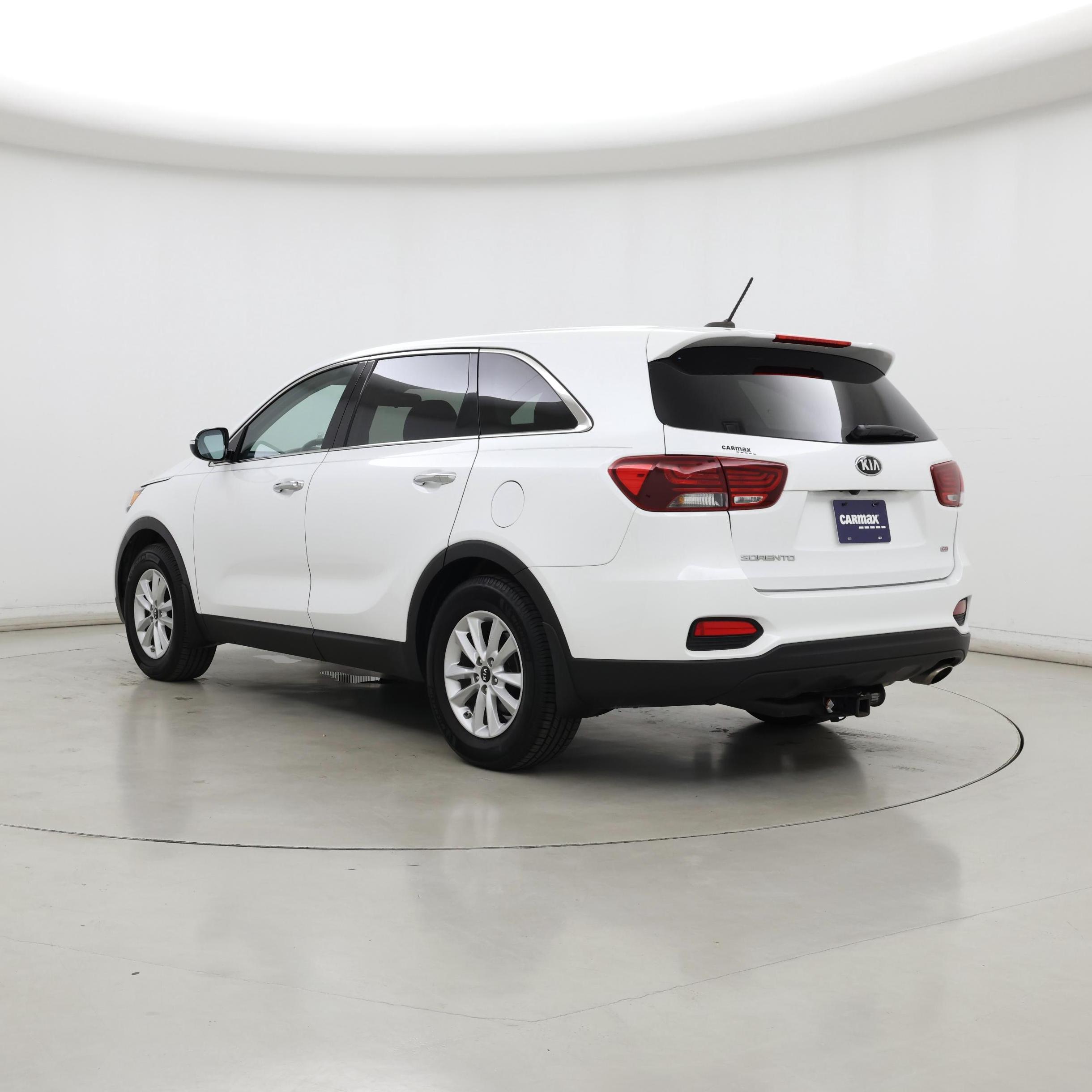 Thumbnail: 2019 Kia Sorento - 2