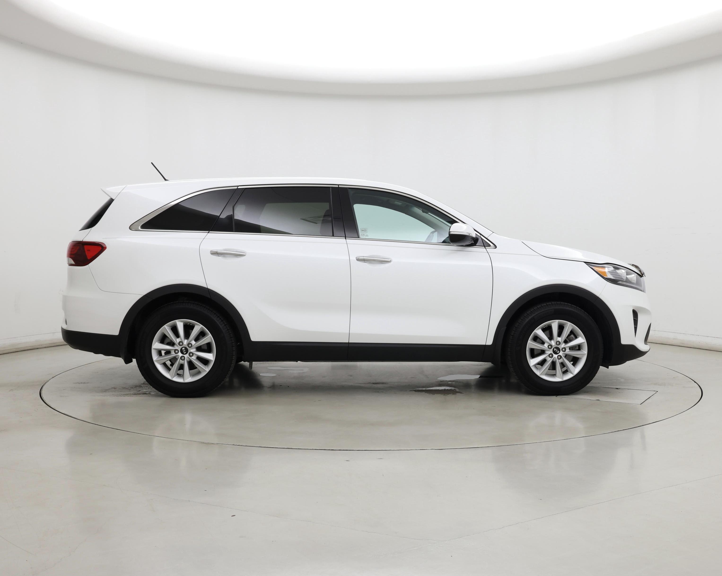 Thumbnail: 2019 Kia Sorento - 7