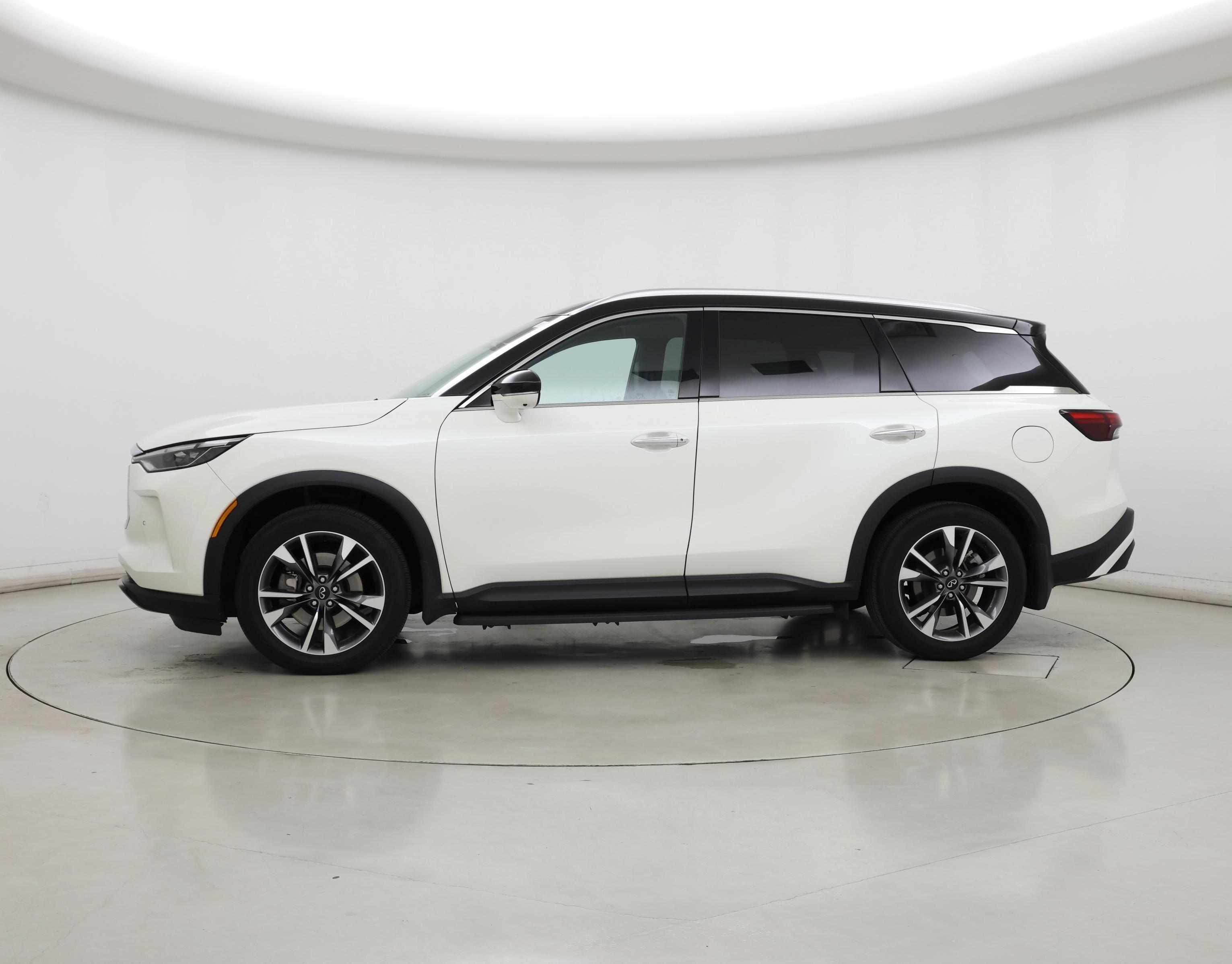 Thumbnail: 2024 INFINITI QX60 - 3