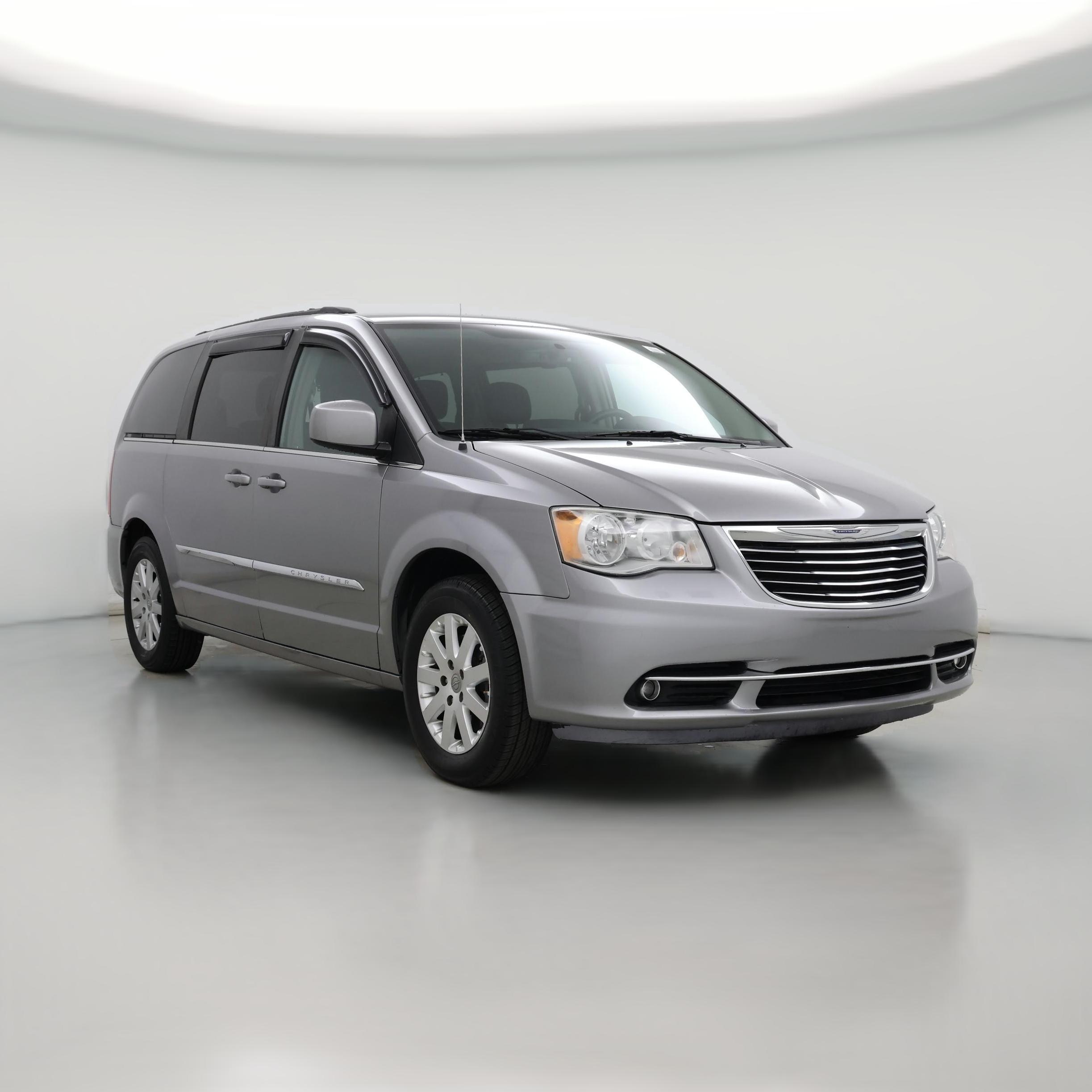 Thumbnail: 2016 Chrysler Town & Country - 1