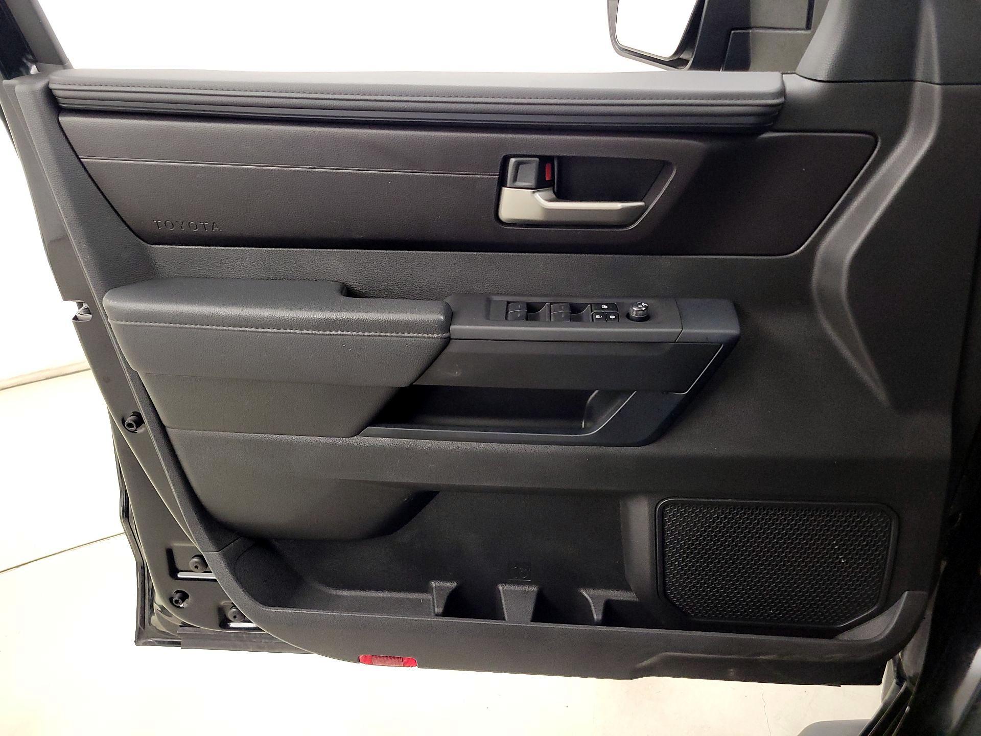 Thumbnail: 2024 Toyota Tundra - 12