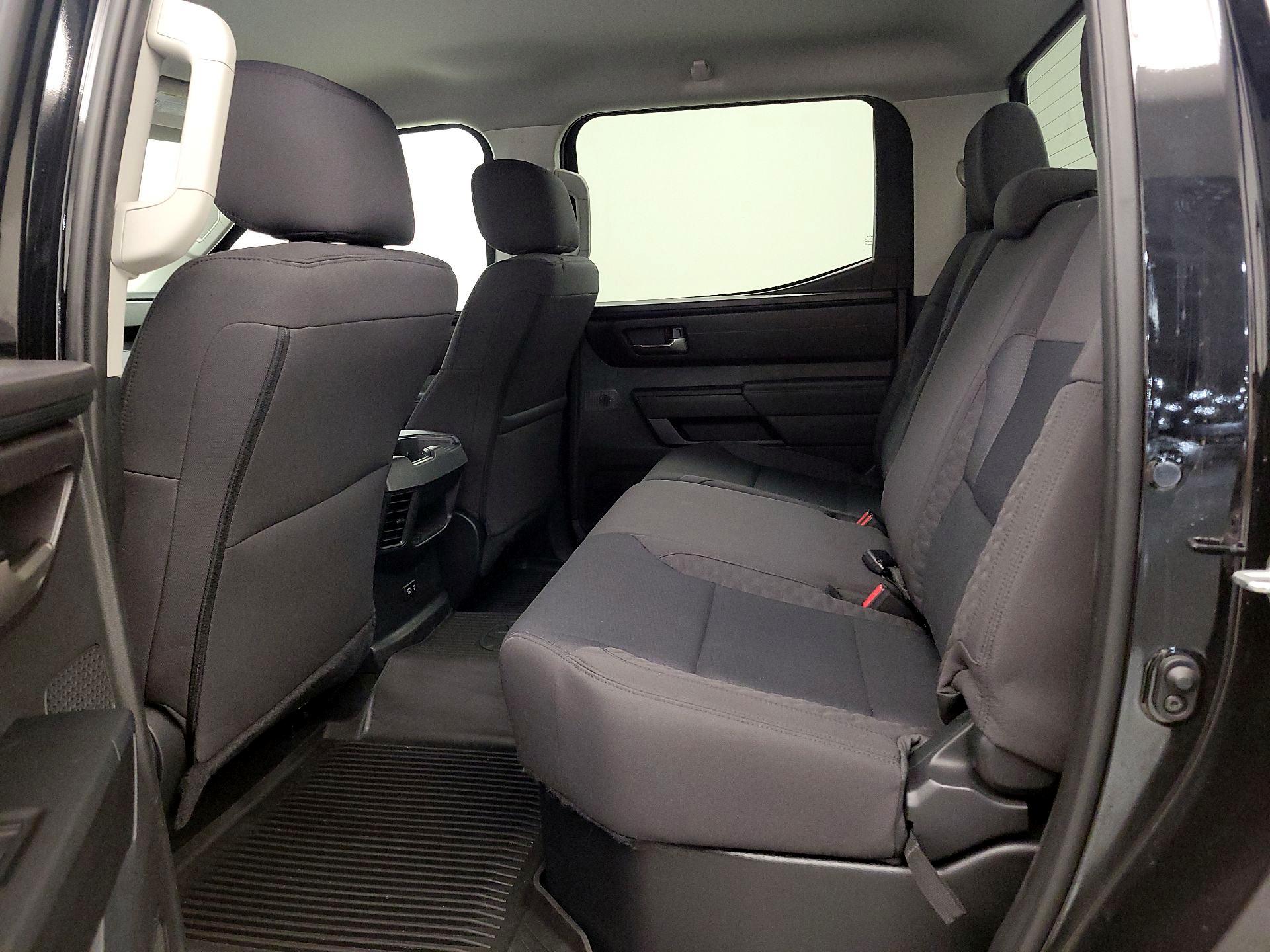 Thumbnail: 2024 Toyota Tundra - 19