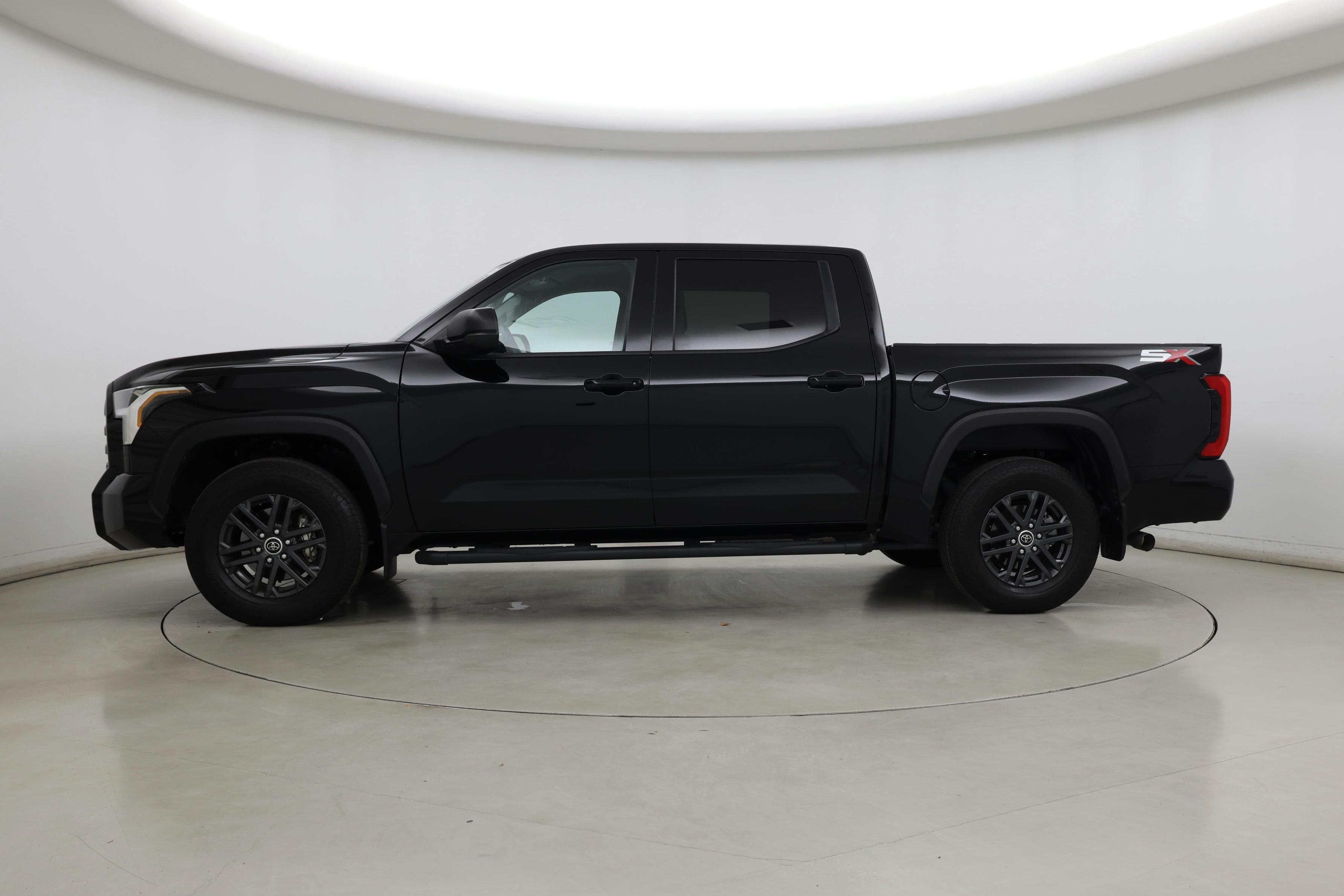 Thumbnail: 2024 Toyota Tundra - 3