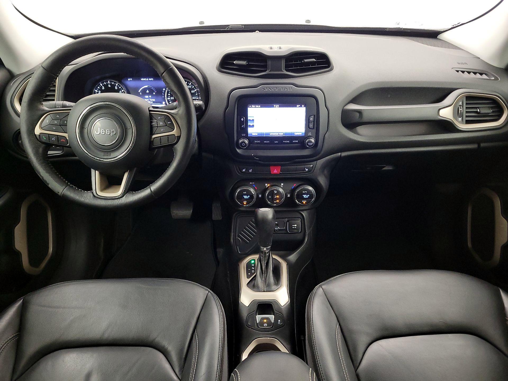 Thumbnail: 2016 Jeep Renegade - 9