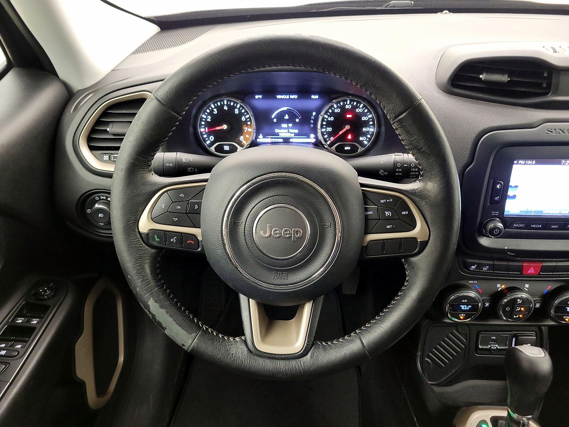 Thumbnail: 2016 Jeep Renegade - 10