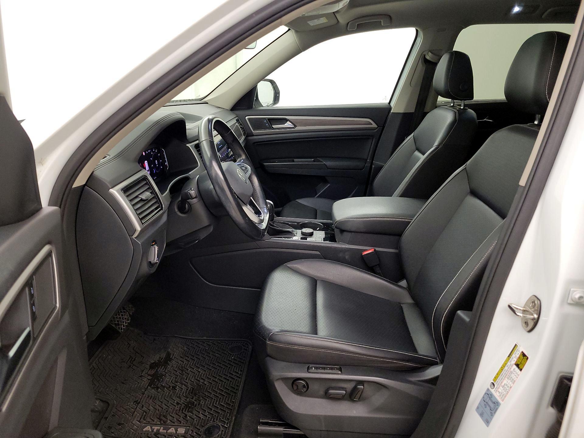 Thumbnail: 2021 Volkswagen Atlas - 11