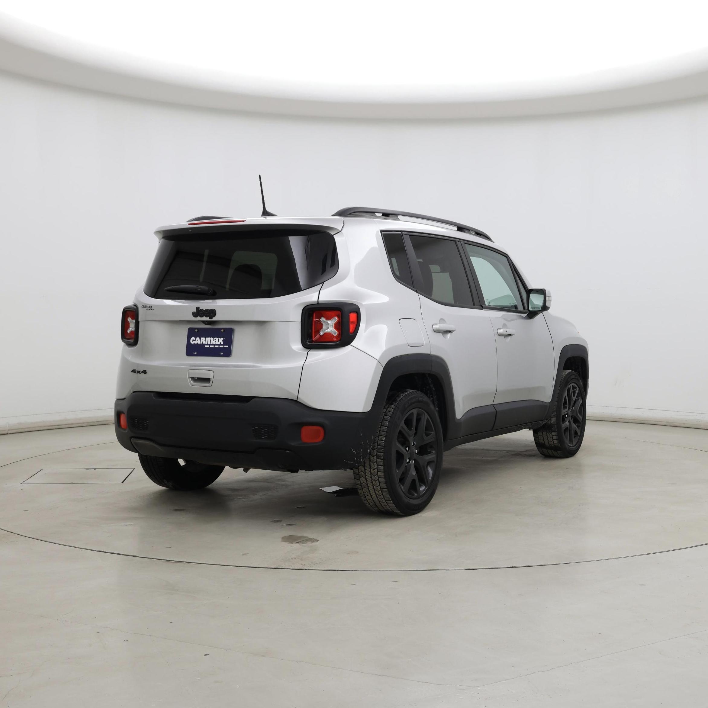 Thumbnail: 2018 Jeep Renegade - 8