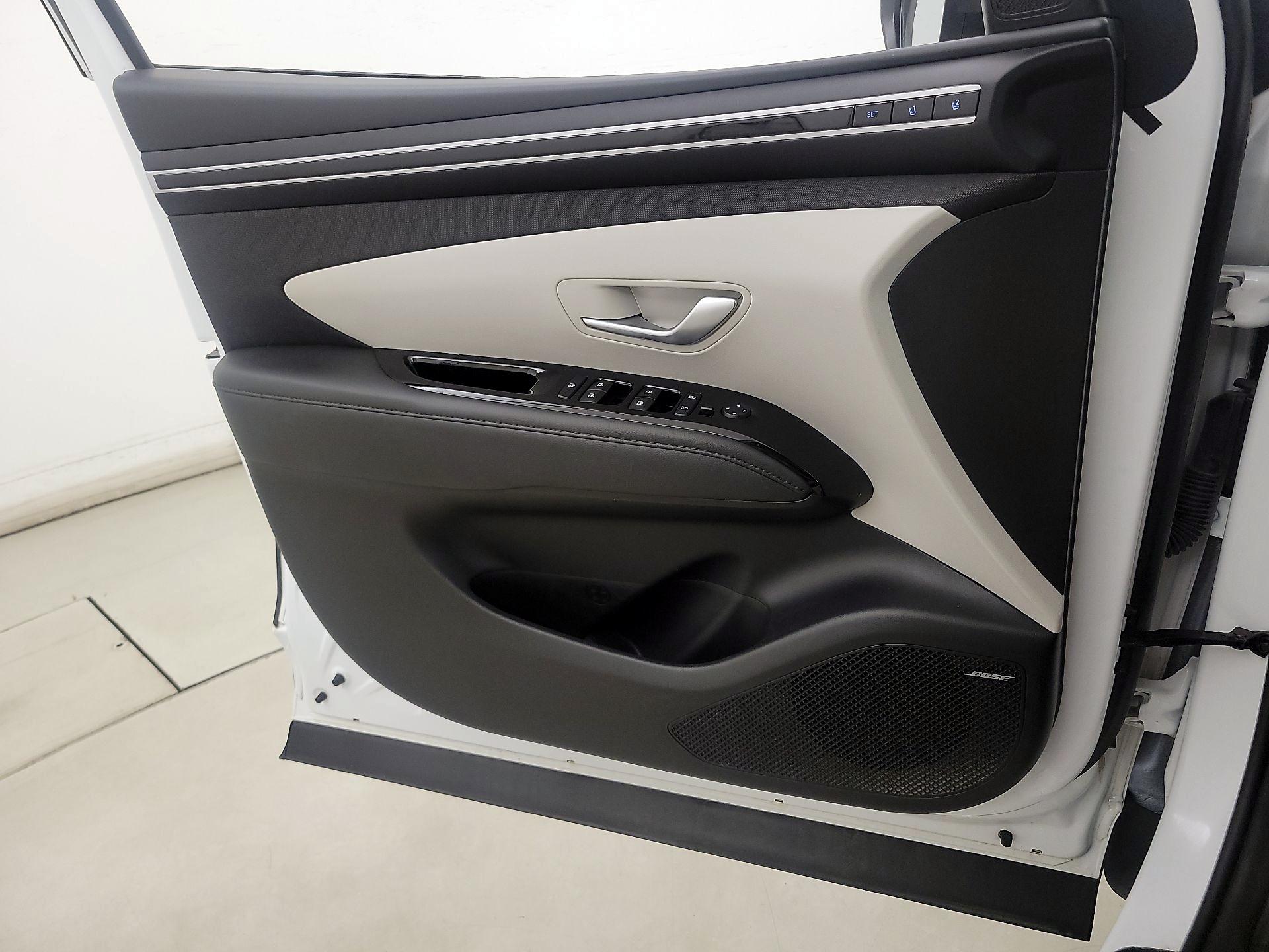 Thumbnail: 2022 Hyundai Tucson - 12