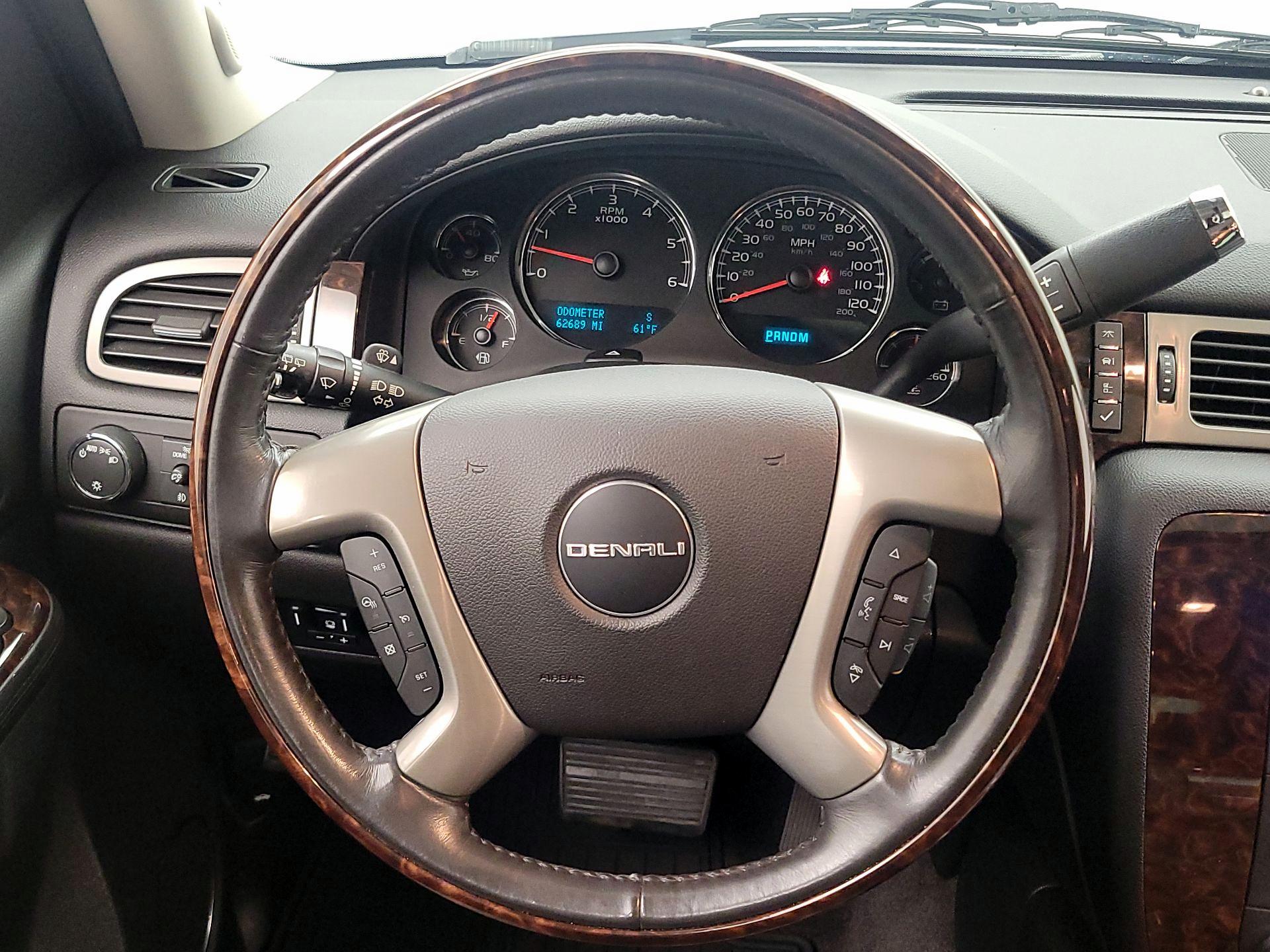 Thumbnail: 2014 GMC Yukon - 10
