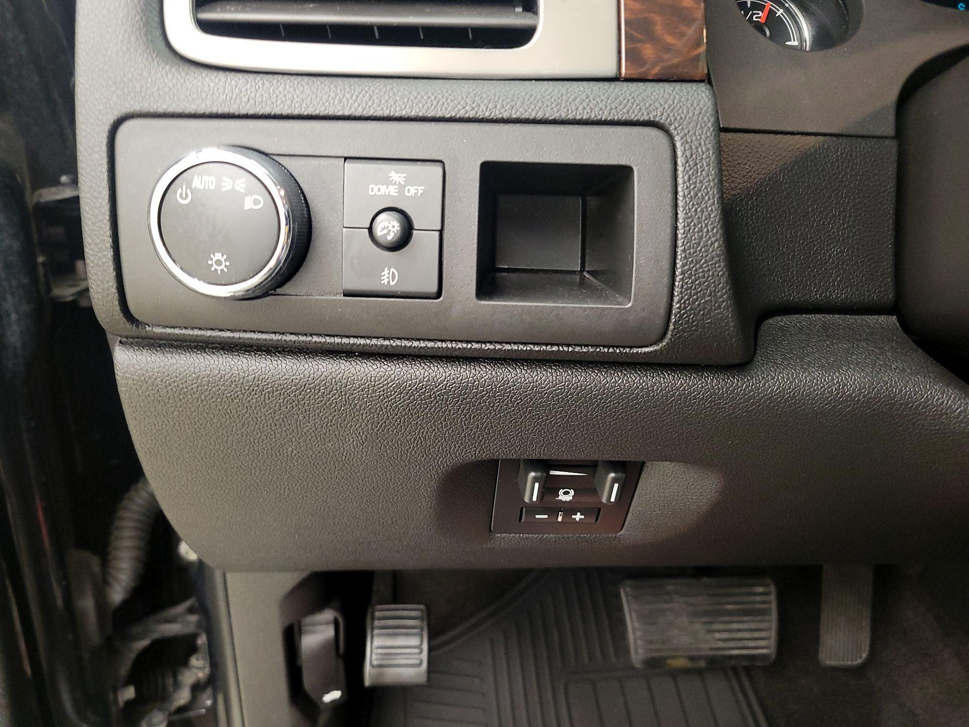 Thumbnail: 2014 GMC Yukon - 13
