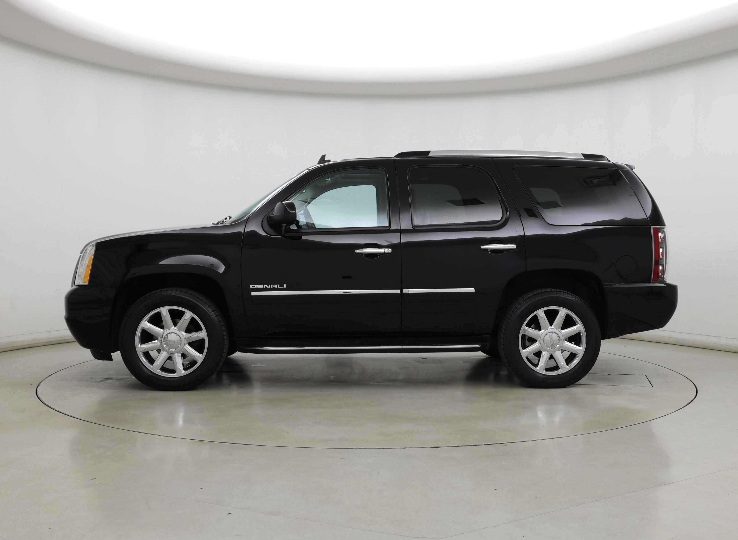 Thumbnail: 2014 GMC Yukon - 3