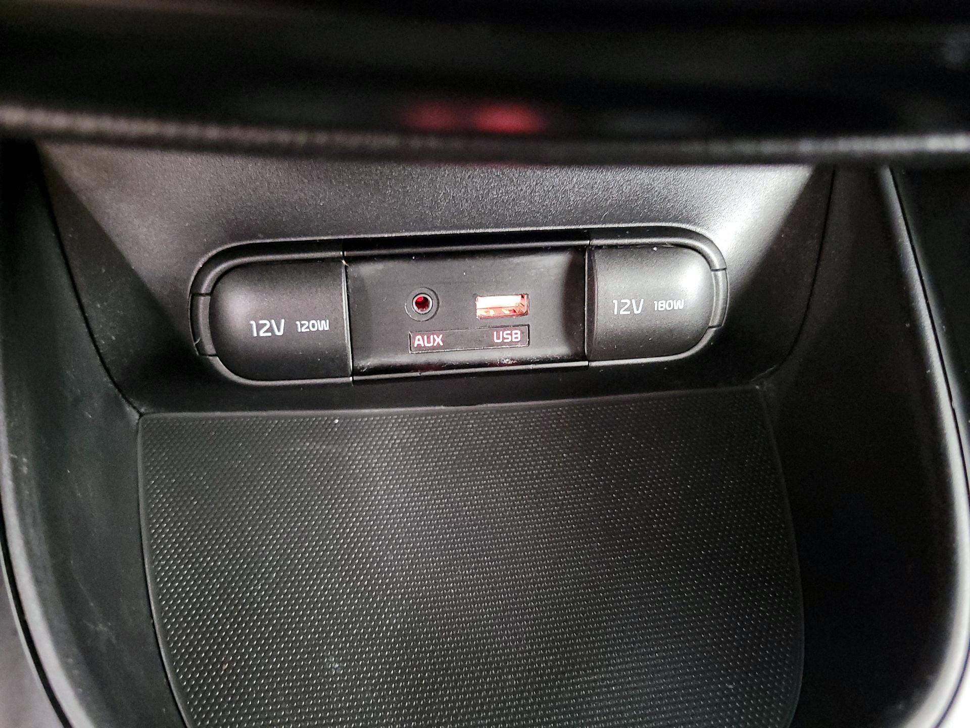 Thumbnail: 2016 Kia Soul - 18