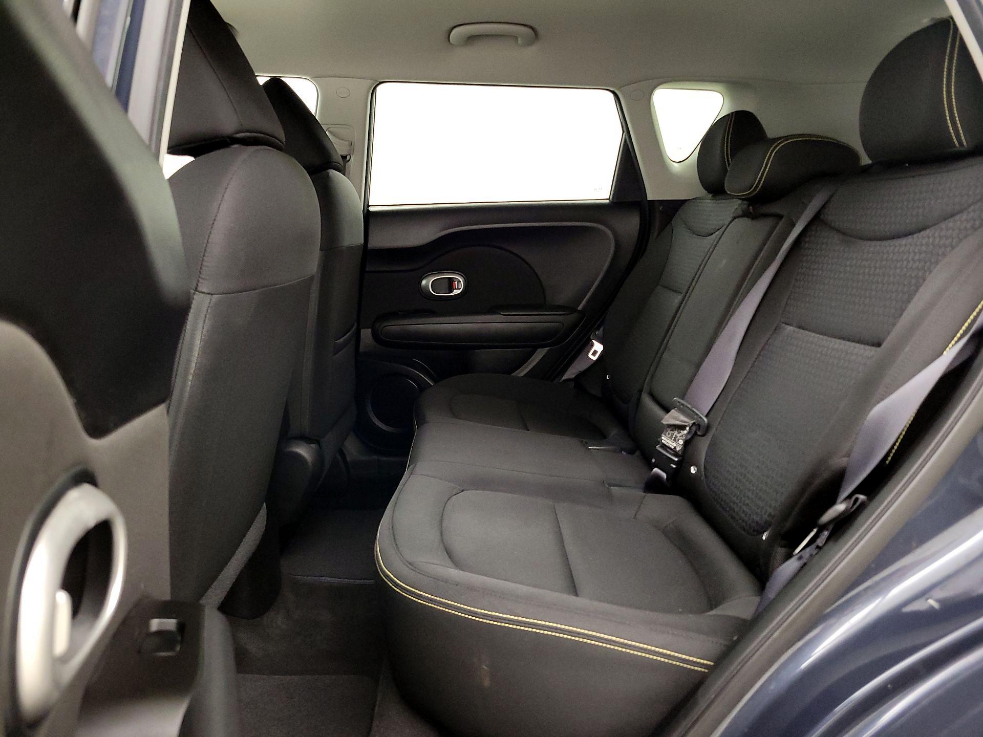 Thumbnail: 2016 Kia Soul - 19