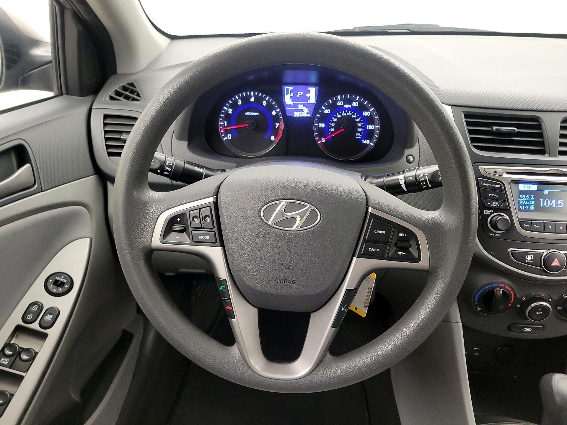 Thumbnail: 2017 Hyundai Accent - 10