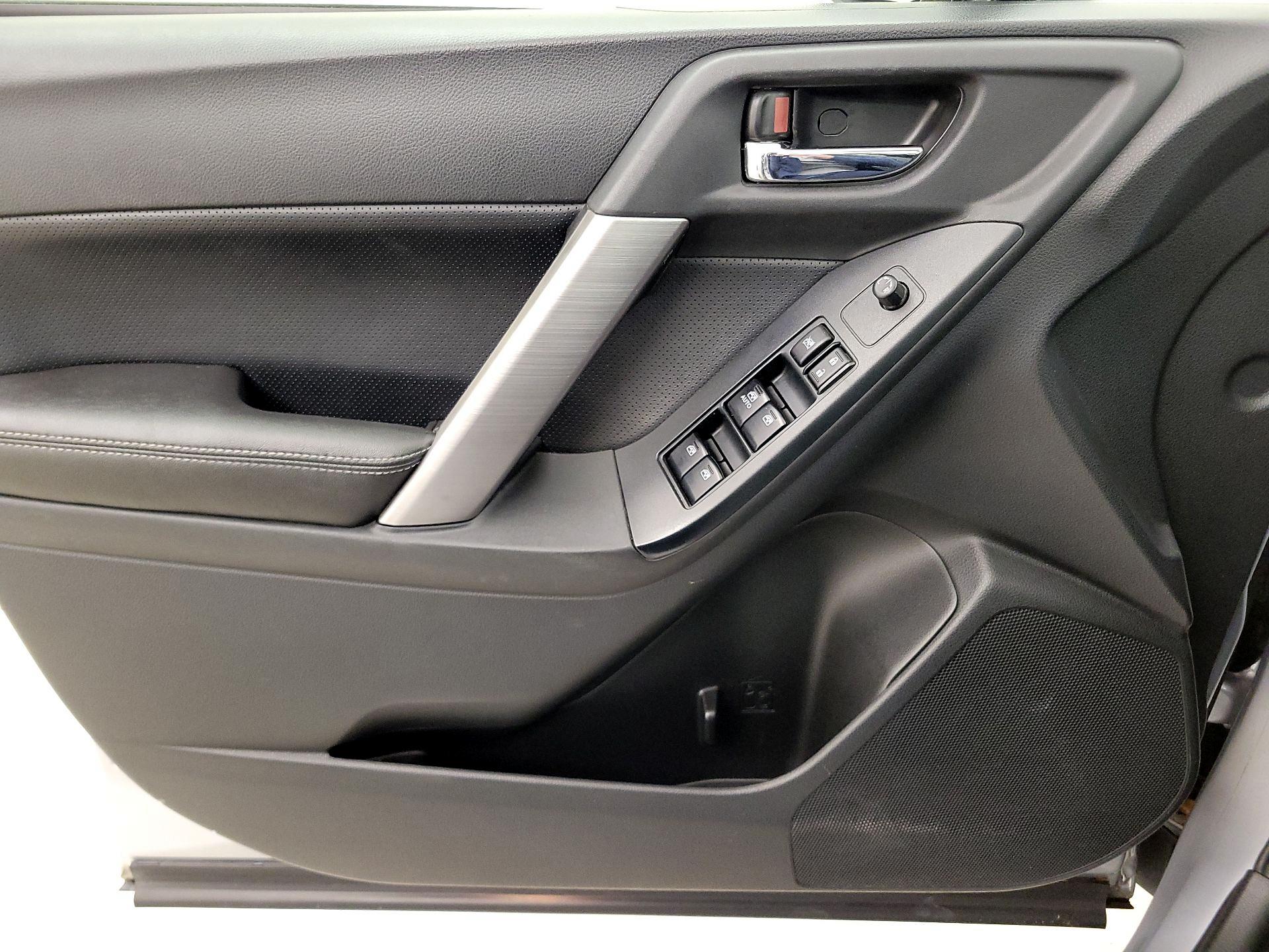 Thumbnail: 2014 Subaru Forester - 12