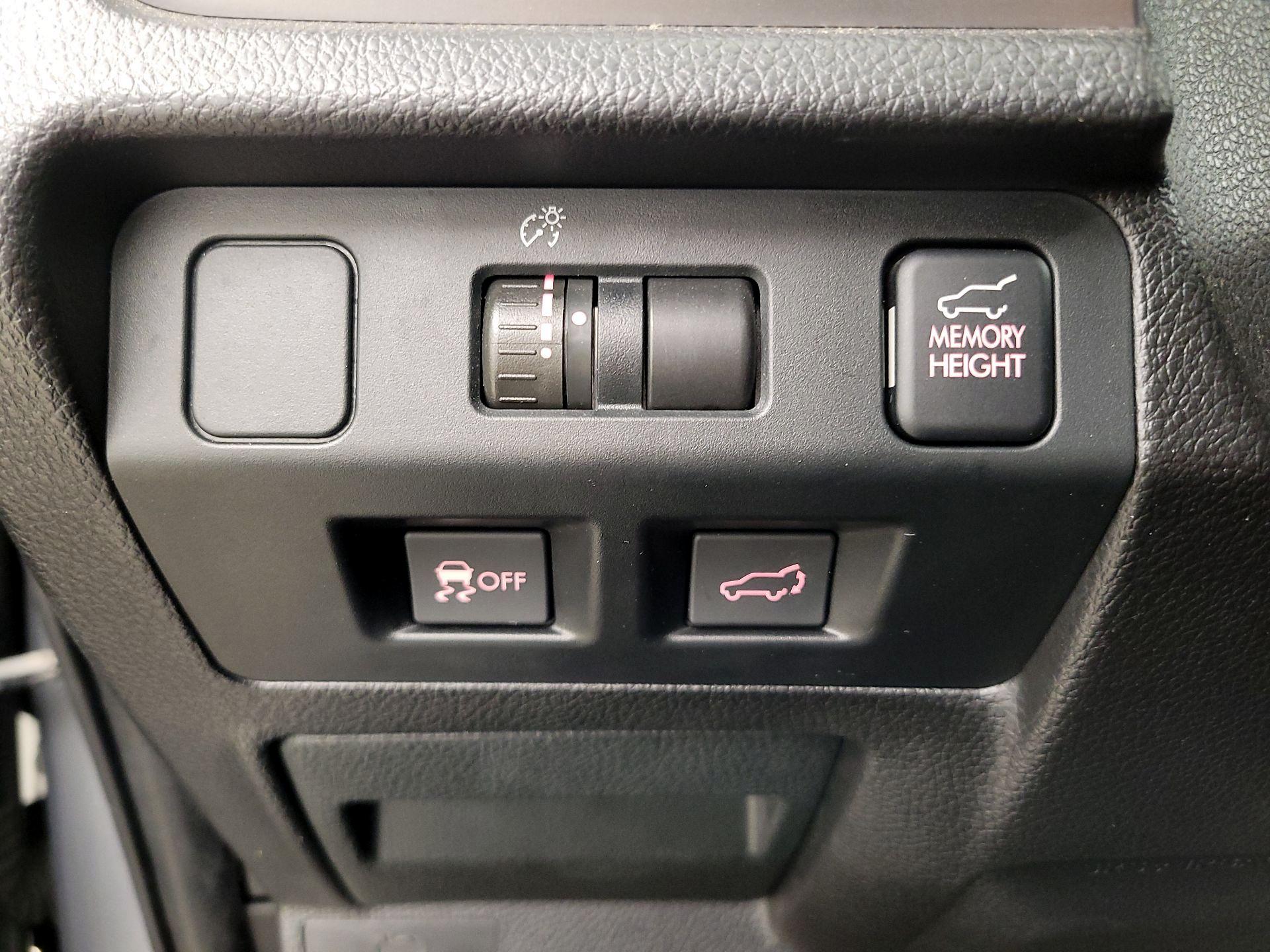 Thumbnail: 2014 Subaru Forester - 13