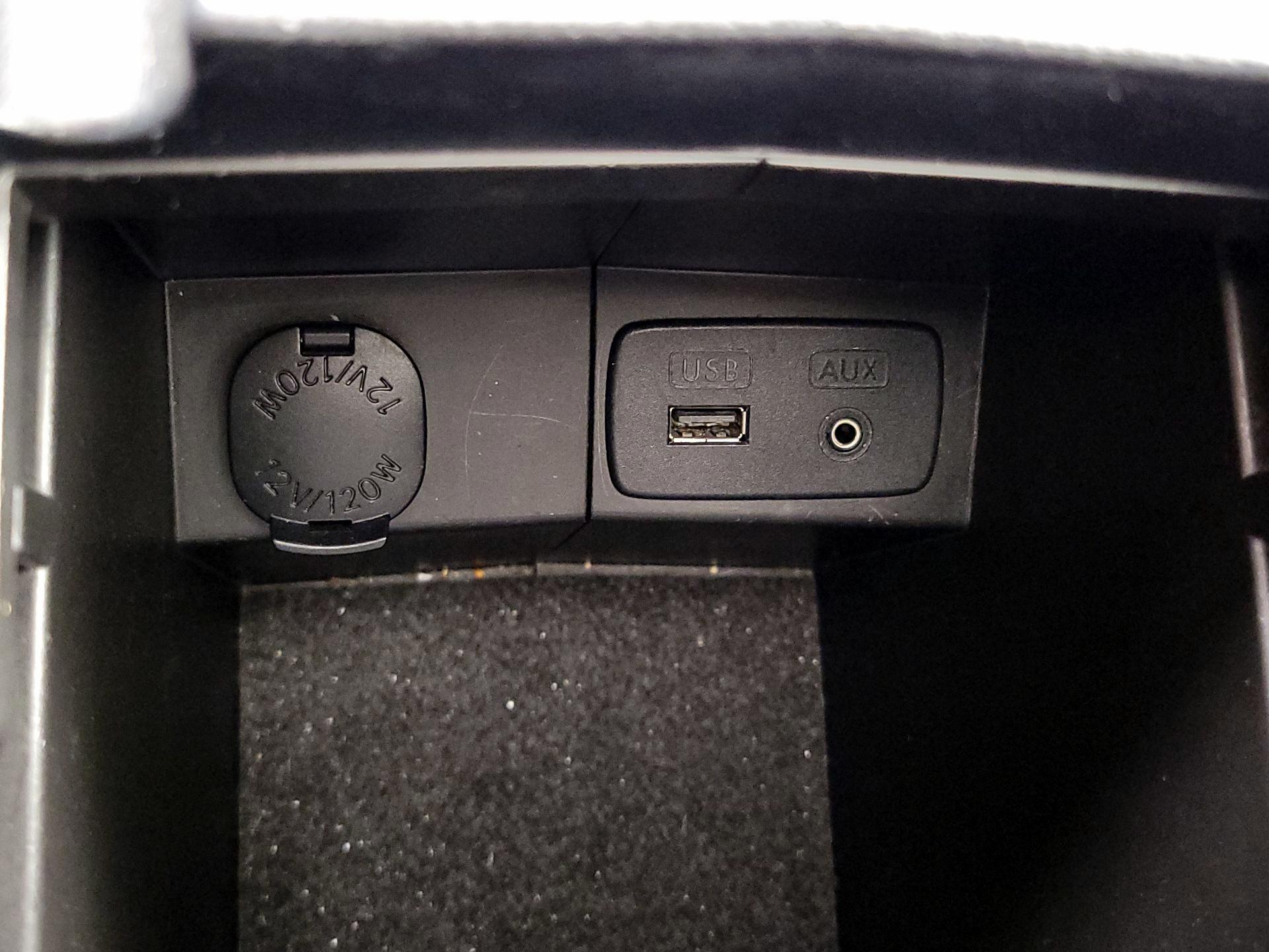 Thumbnail: 2014 Subaru Forester - 18