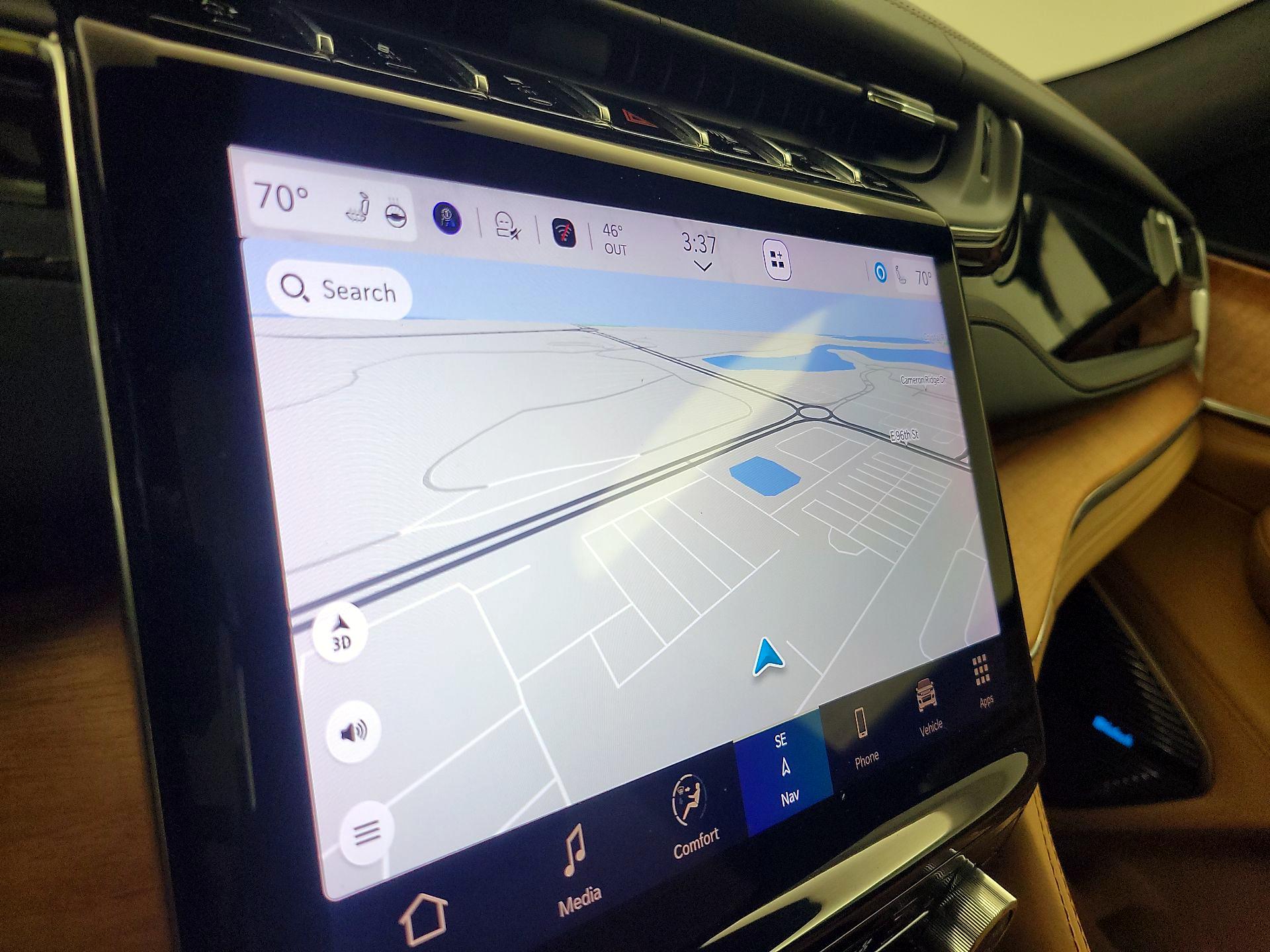 Thumbnail: 2022 Jeep Grand Cherokee - 14