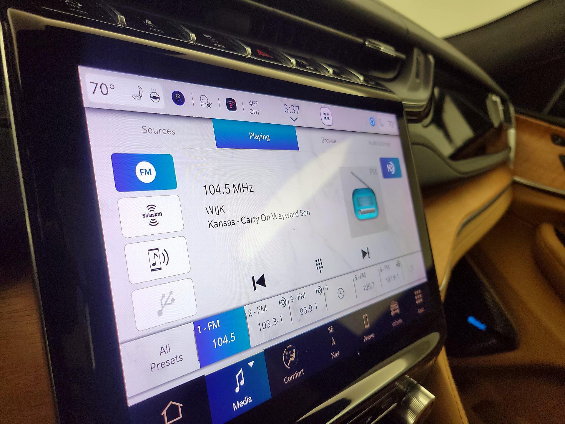 Thumbnail: 2022 Jeep Grand Cherokee - 16