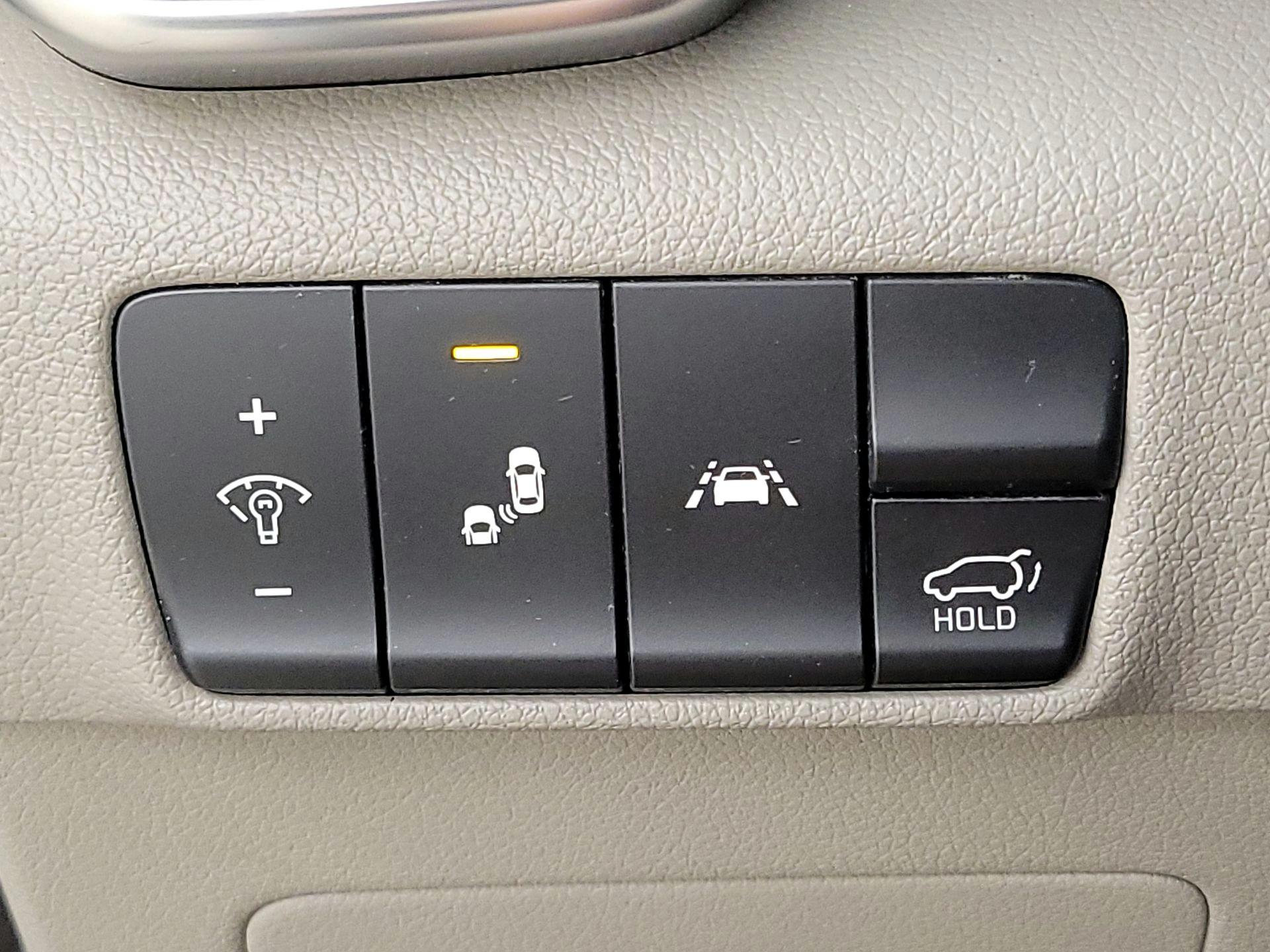 Thumbnail: 2021 Kia Sportage - 13