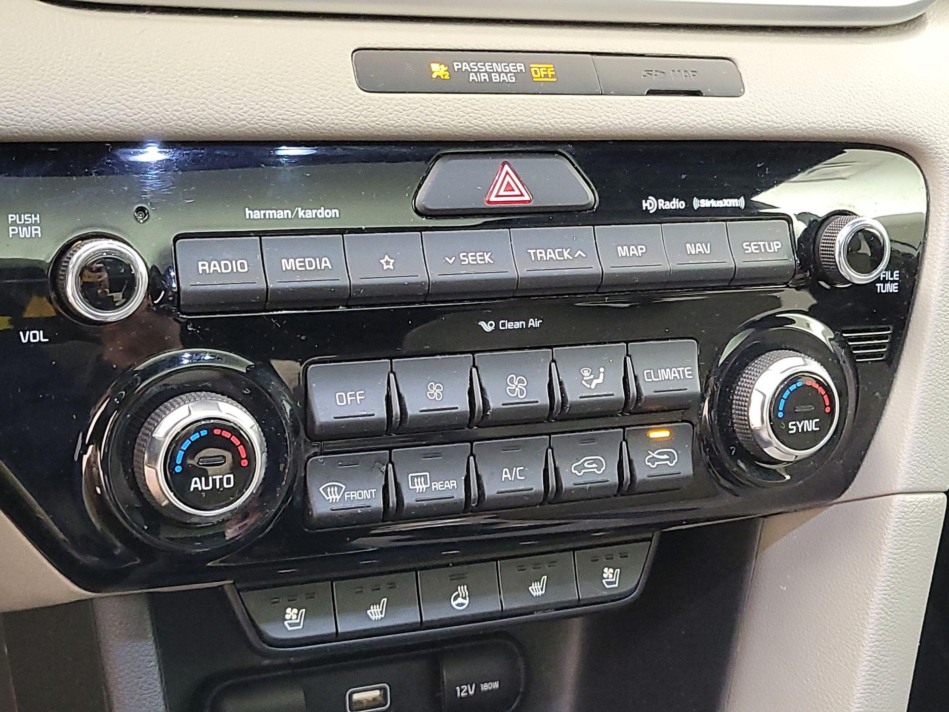 Thumbnail: 2021 Kia Sportage - 17