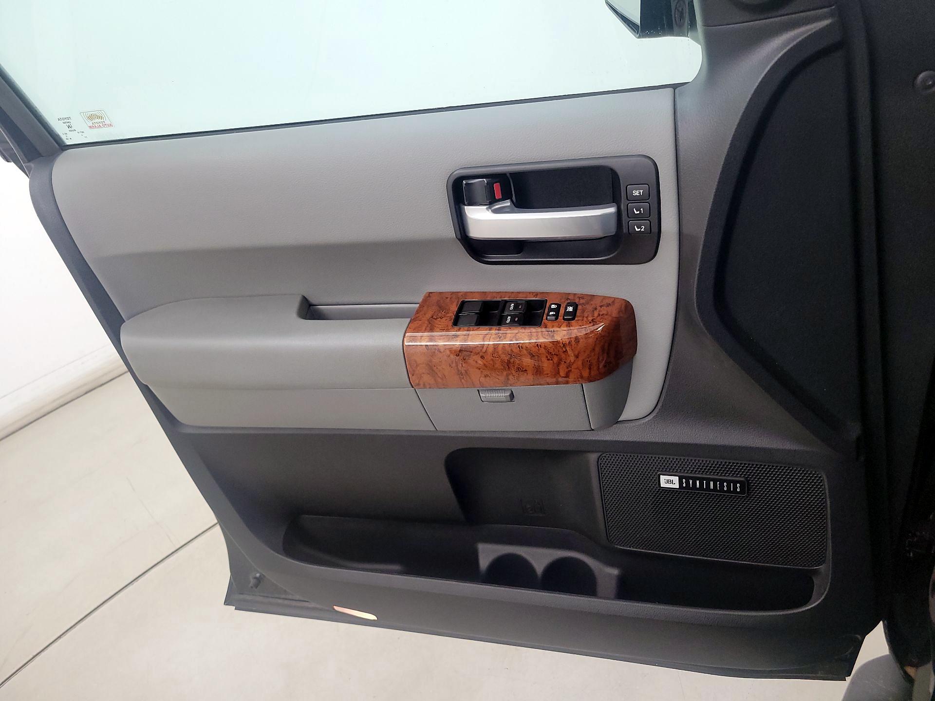 Thumbnail: 2020 Toyota Sequoia - 12