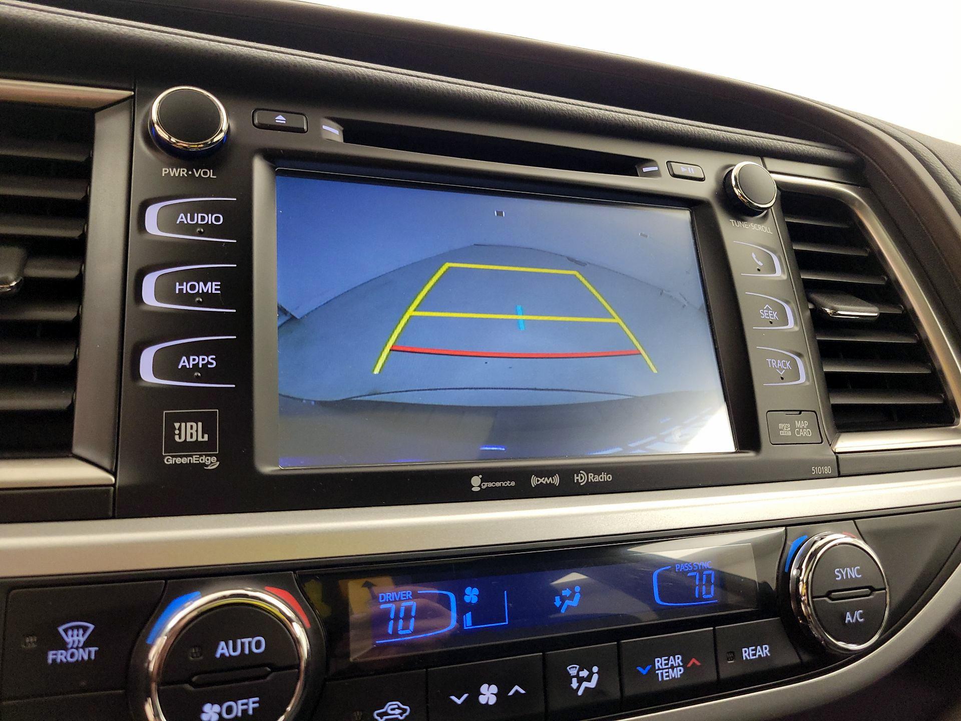 Thumbnail: 2017 Toyota Highlander - 15