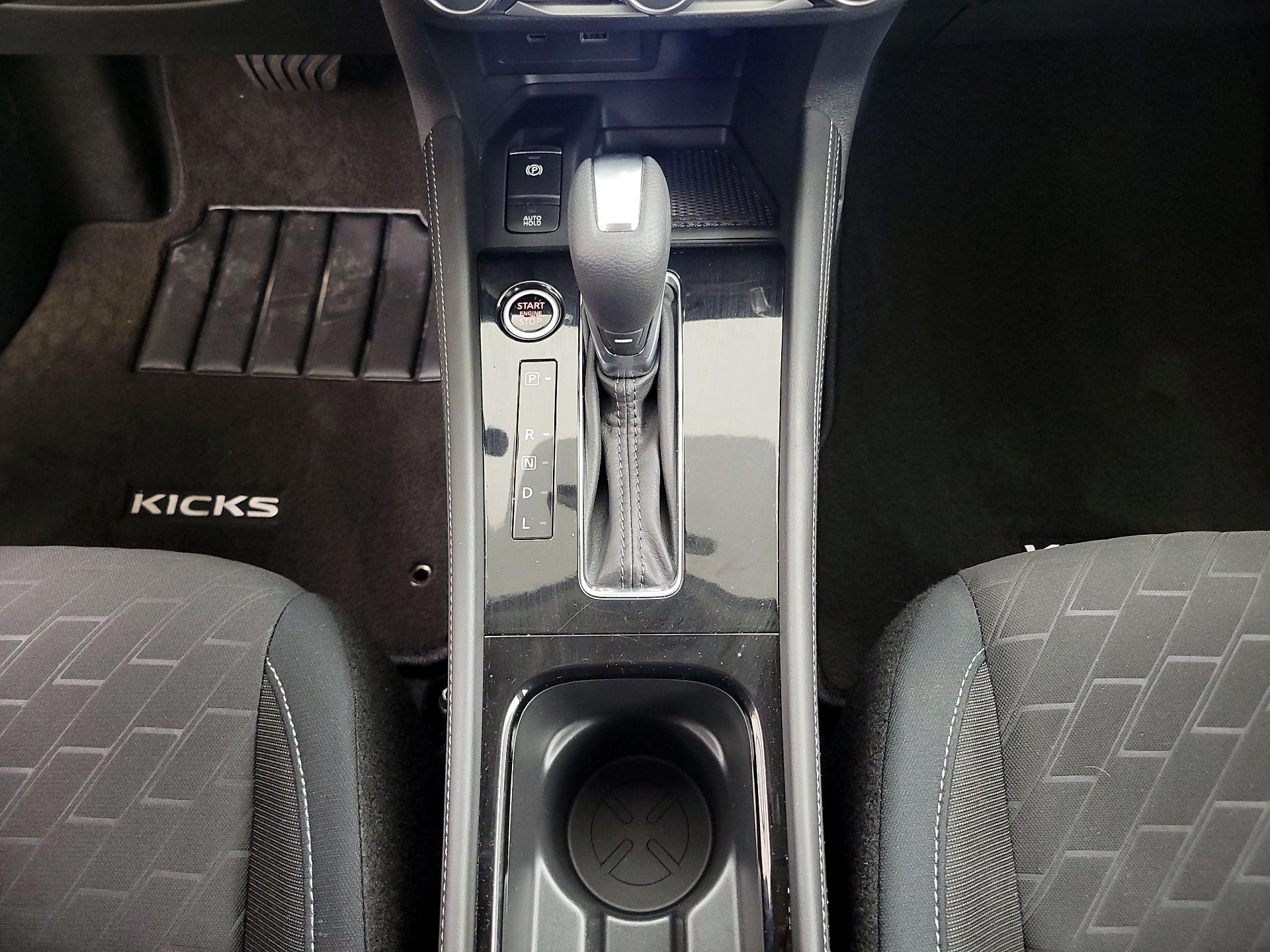 Thumbnail: 2024 Nissan Kicks - 16