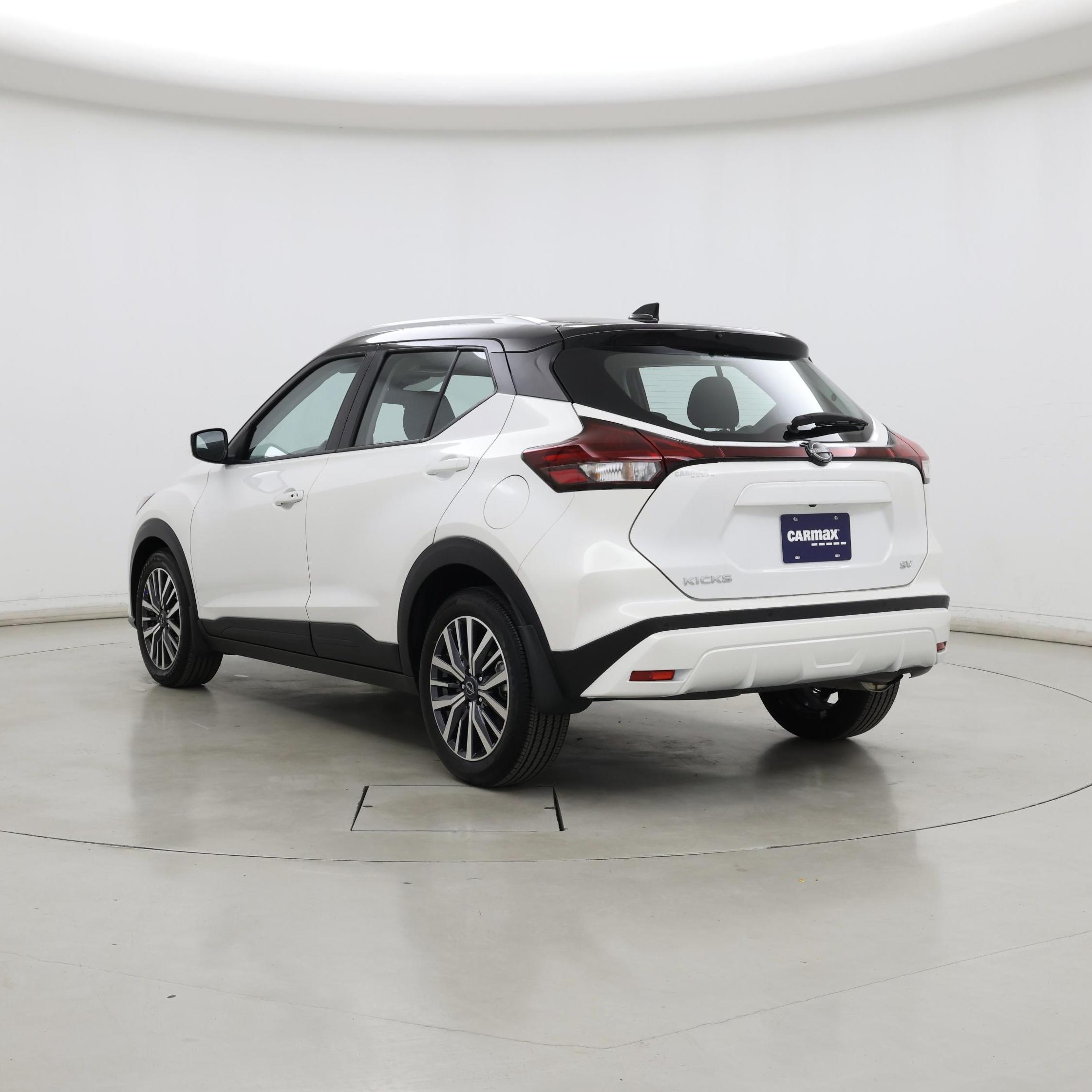 Thumbnail: 2024 Nissan Kicks - 2