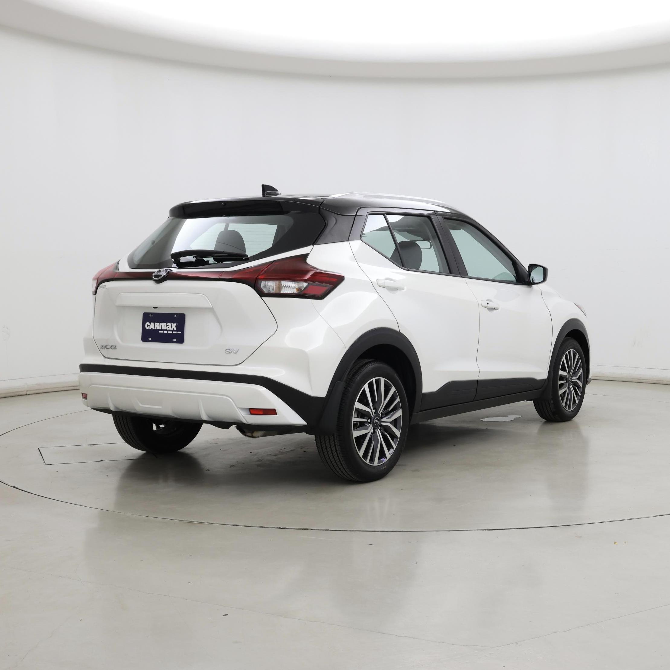 Thumbnail: 2024 Nissan Kicks - 8